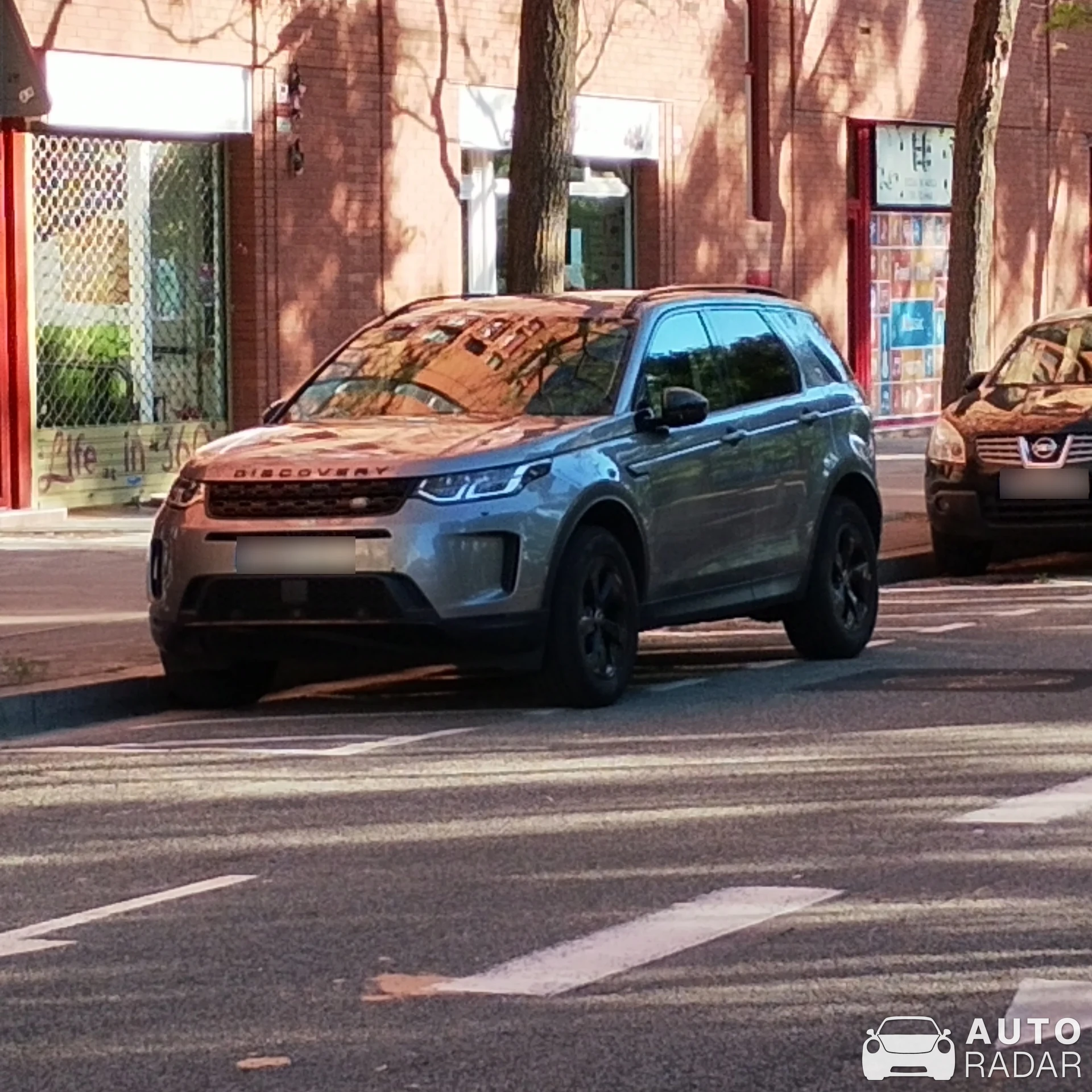Land Rover Discovery Sport spotted in Barcelona