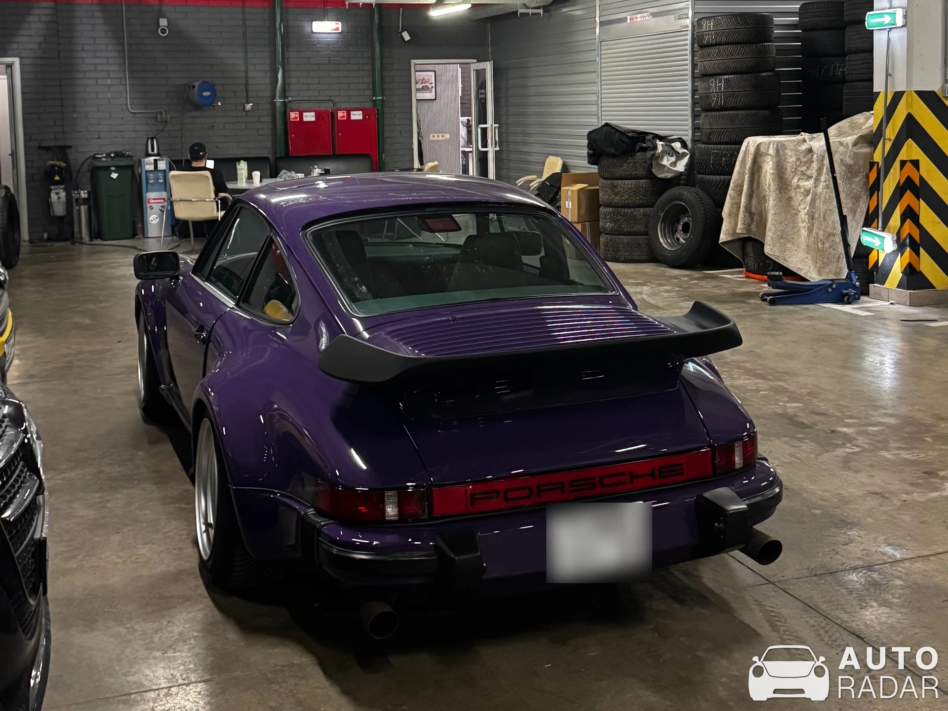 Porsche 930 Turbo spotted in Москва, Россия