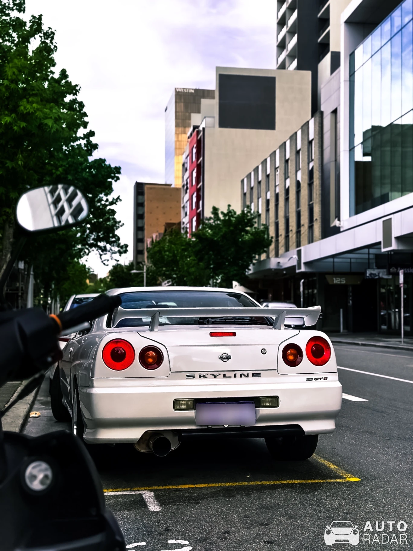 Nissan Skyline R34 GT-T spotted in Perth, Australia