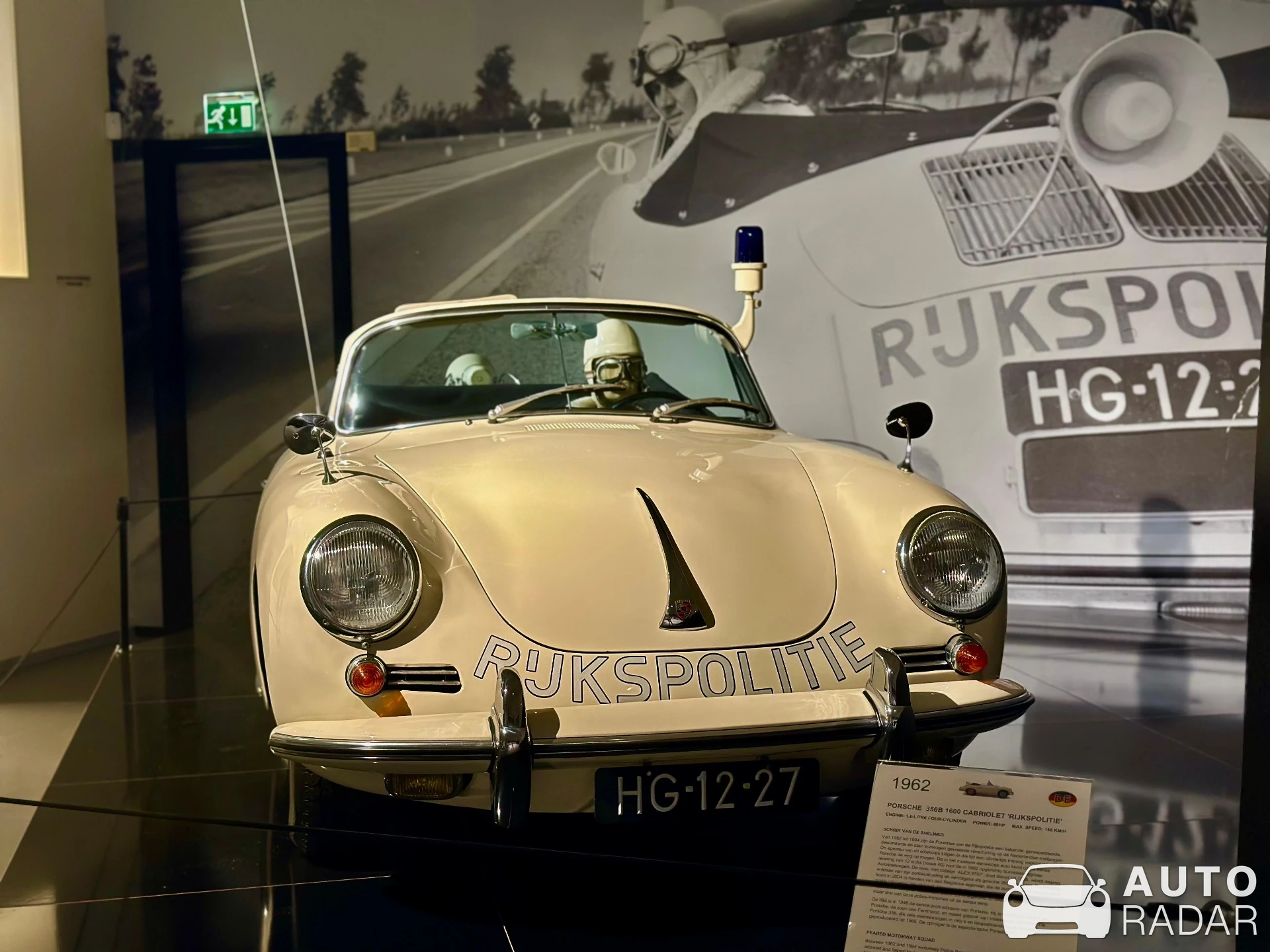 Porsche 356 C Cabriolet Polizei spotted in Den Haag