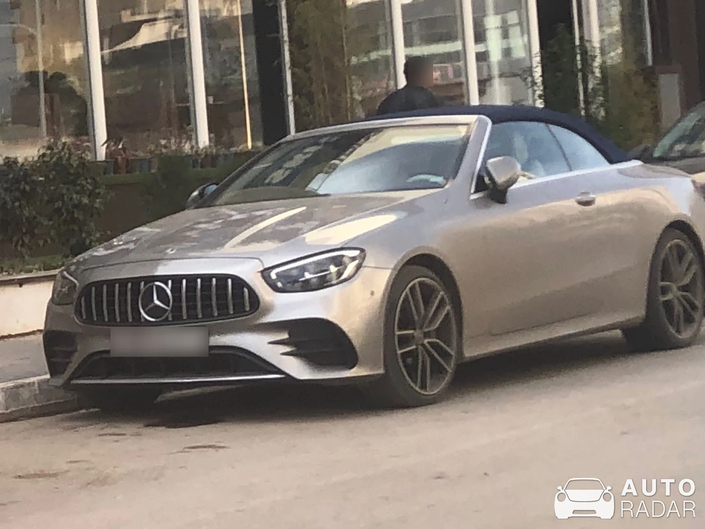 Mercedes-Benz E-Klasse Cabriolet A238 spotted in Bir El Djir, Algérie
