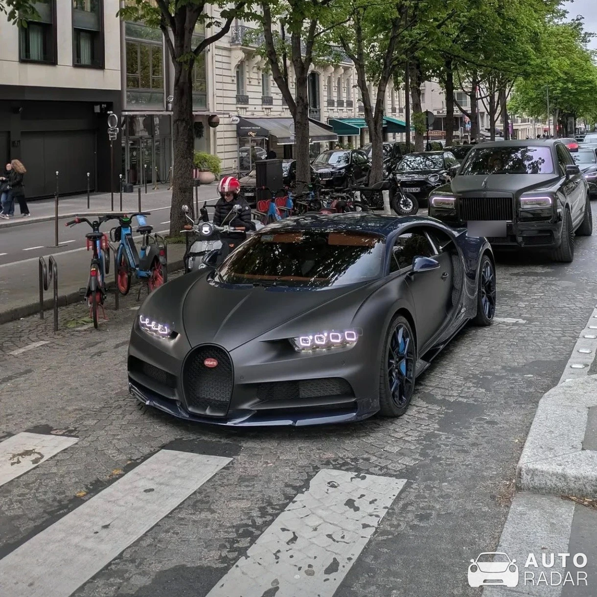 Bugatti Chiron Sport 110 Ans spotted in Paris