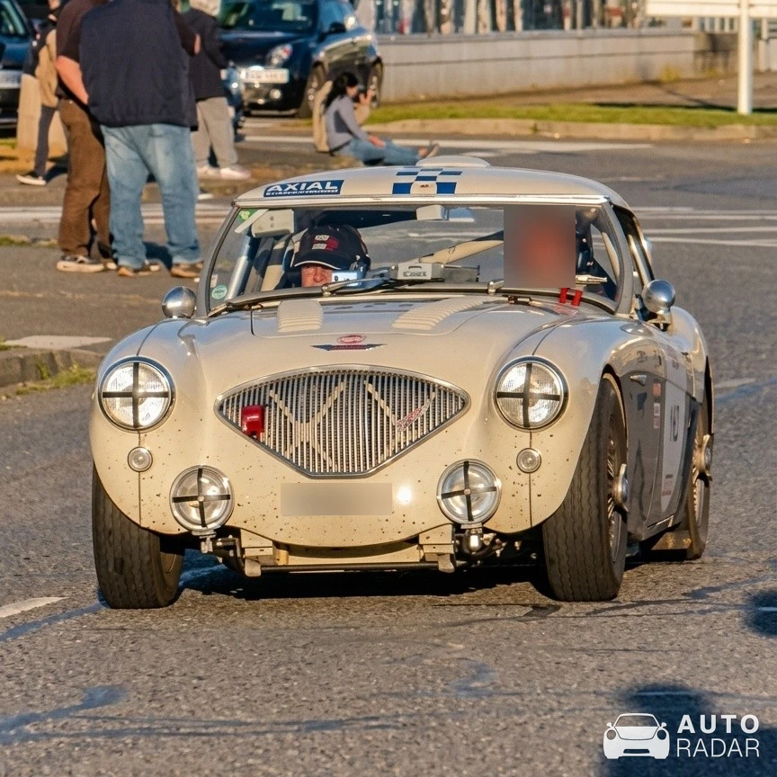Austin-Healey 100 spotted in Blagnac