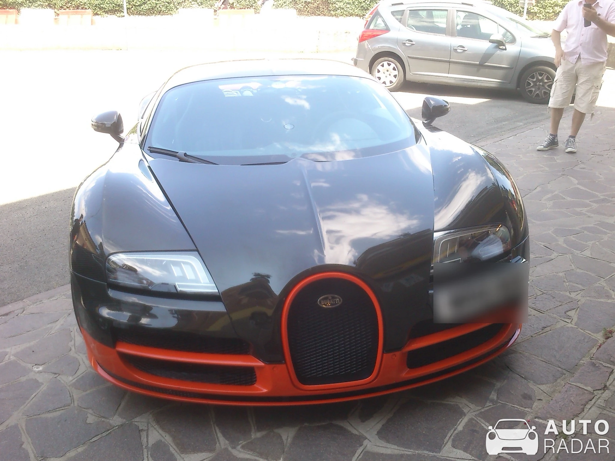 Bugatti Veyron 16.4 Grand Sport Vitesse World Record Car Edition spotted in Maranello, Olaszország