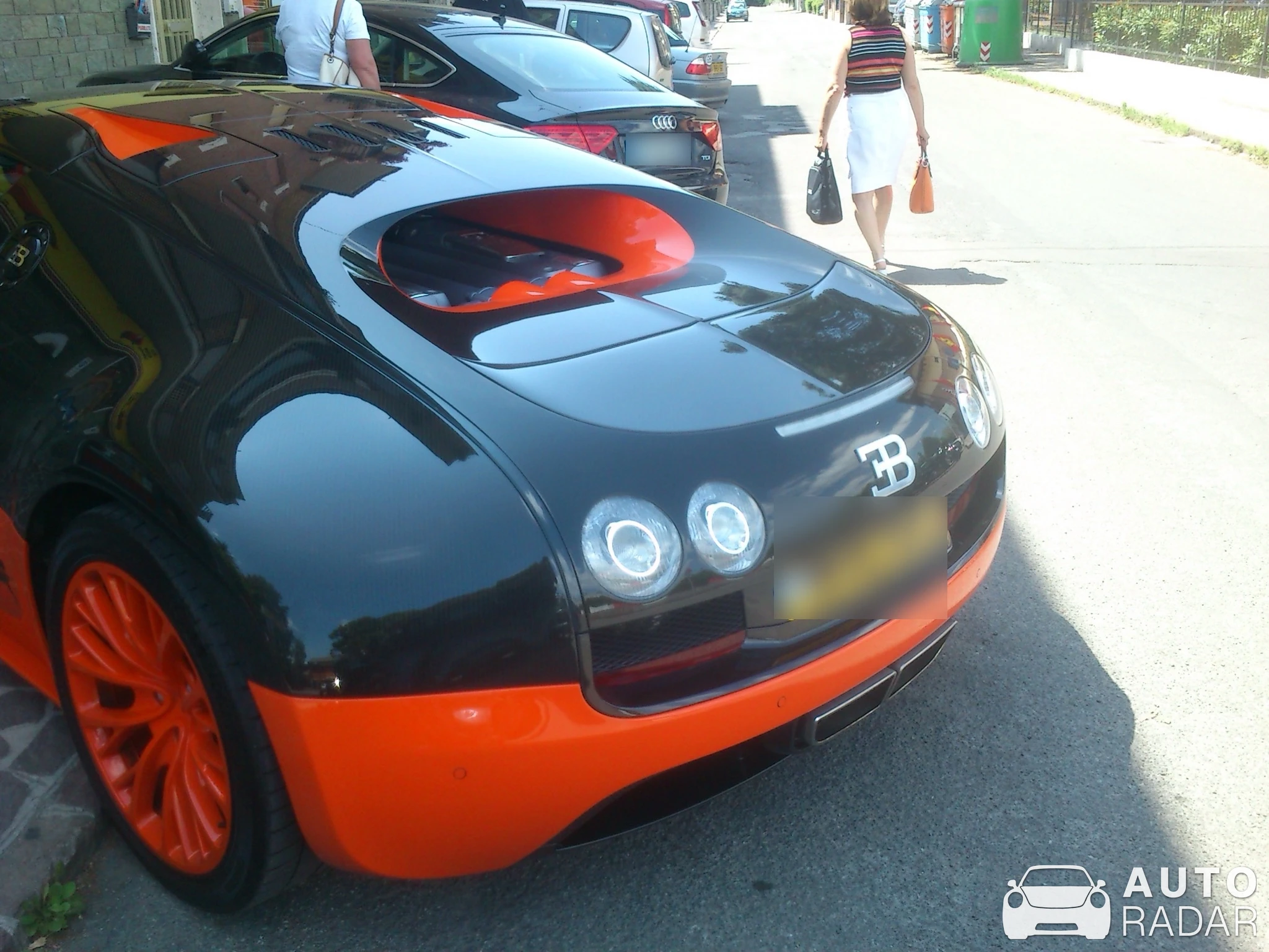 Bugatti Veyron 16.4 Grand Sport Vitesse World Record Car Edition spotted in Maranello