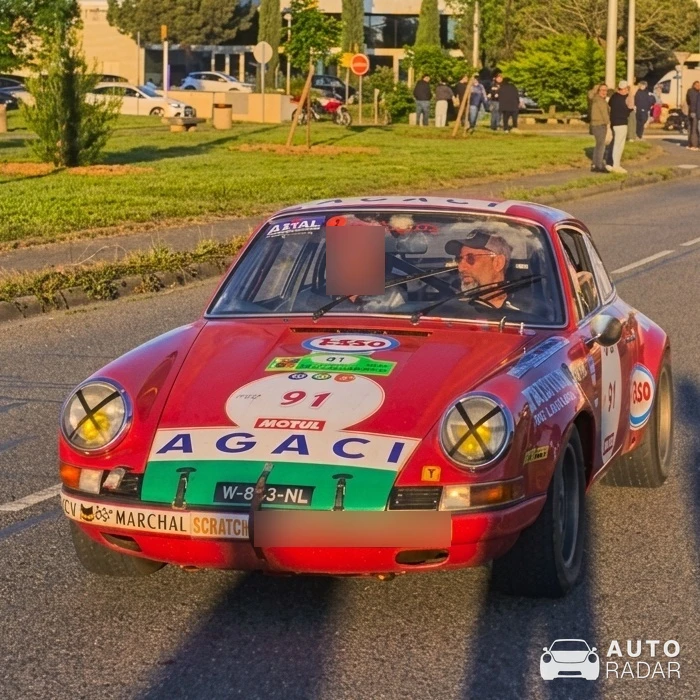 Porsche 911 S/T spotted in Blagnac