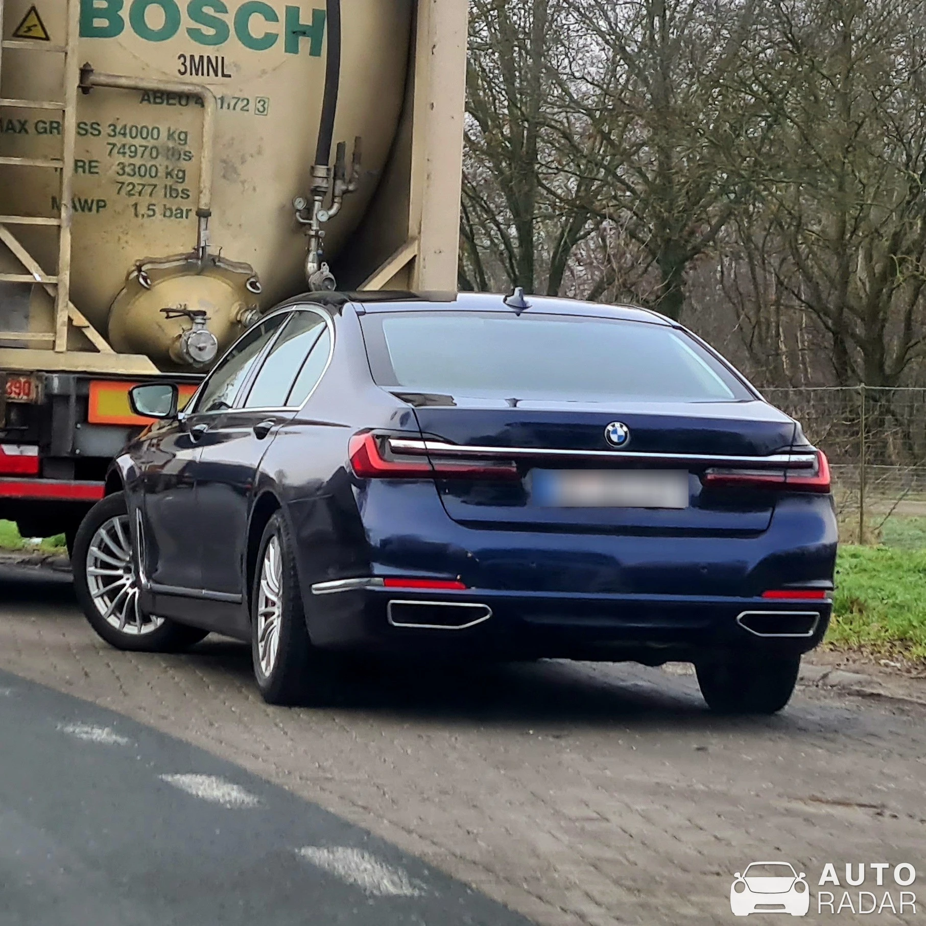 BMW 7 Series G11 spotted in Helenaveen, Netherlands