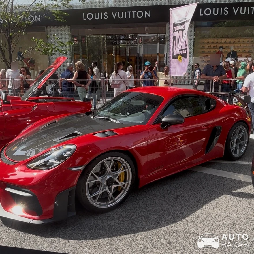 Porsche 718 Cayman GT4 RS spotted in Toronto