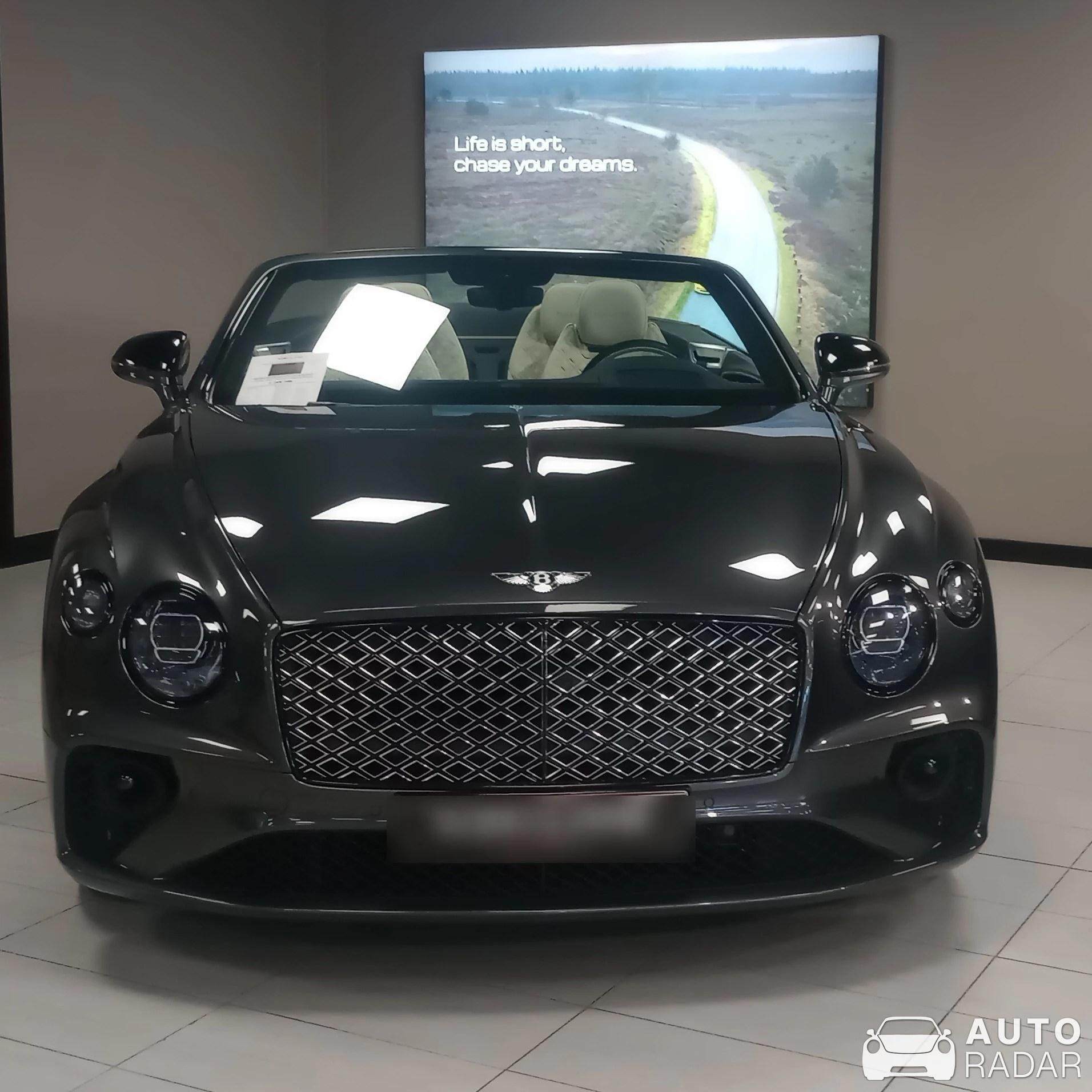 Bentley Continental GTC V8 2020 Mulliner spotted in Houten, Netherlands