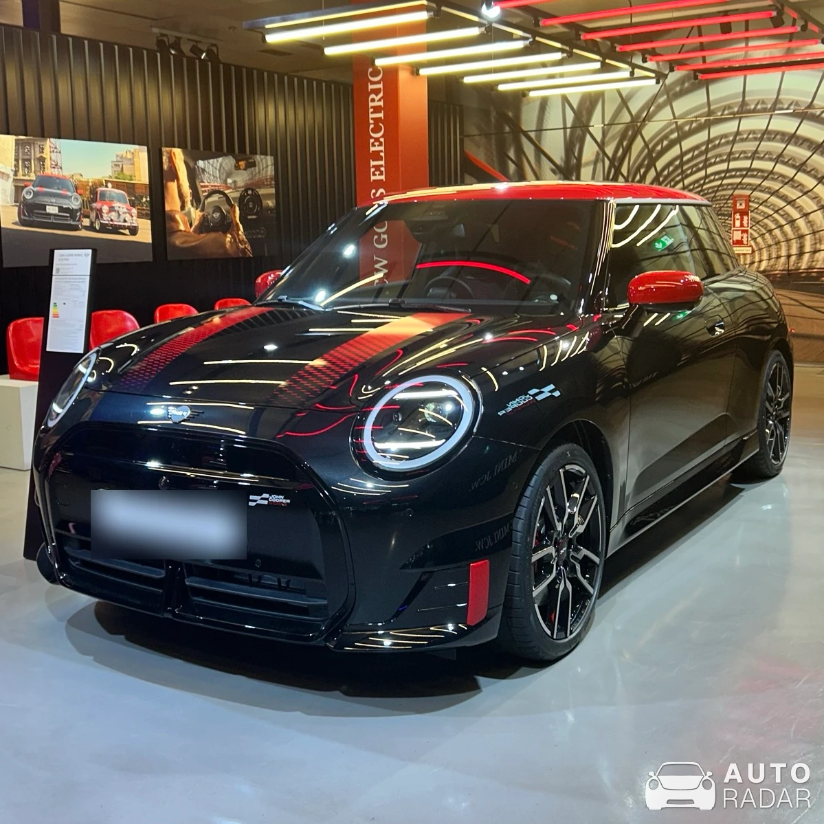 Mini Cooper John Cooper Works GT Racing spotted in München