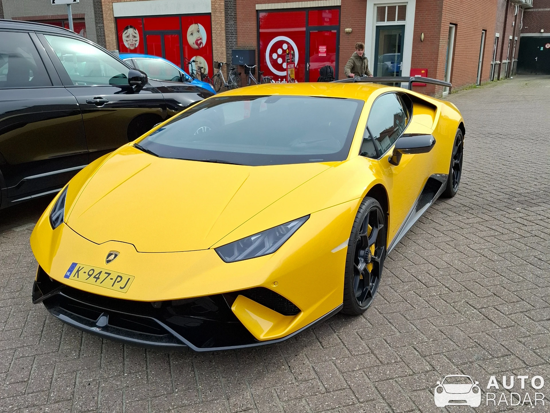 Lamborghini Huracán LP640-4 Performante spotted in Dirksland