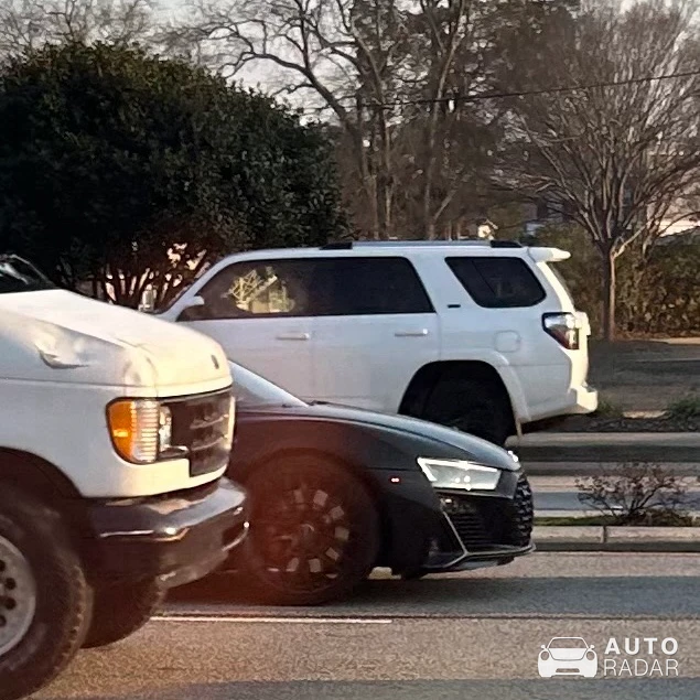 Audi R8 V10 Spyder spotted in Chapin