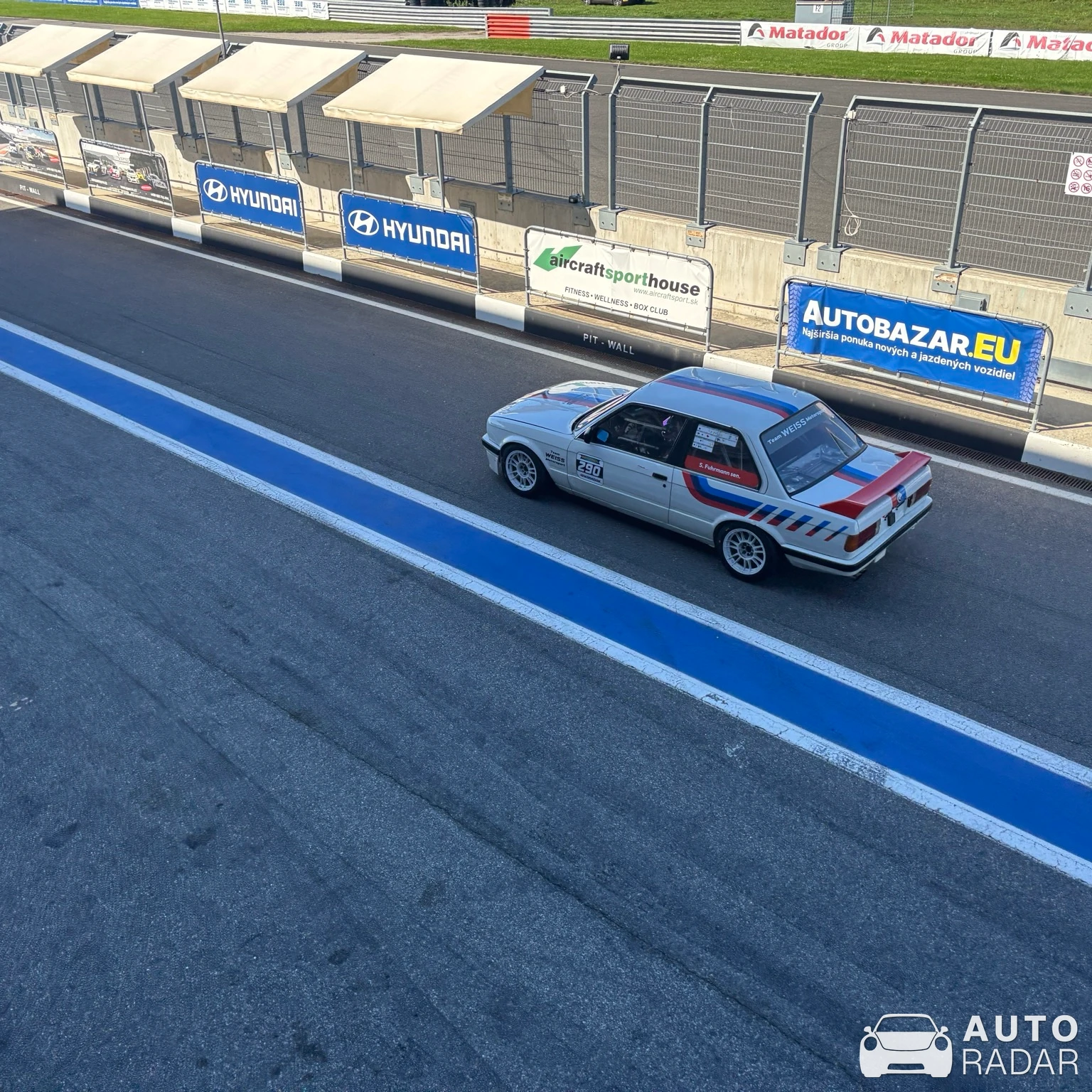BMW 3 Series E30 spotted in Orechová Potôň