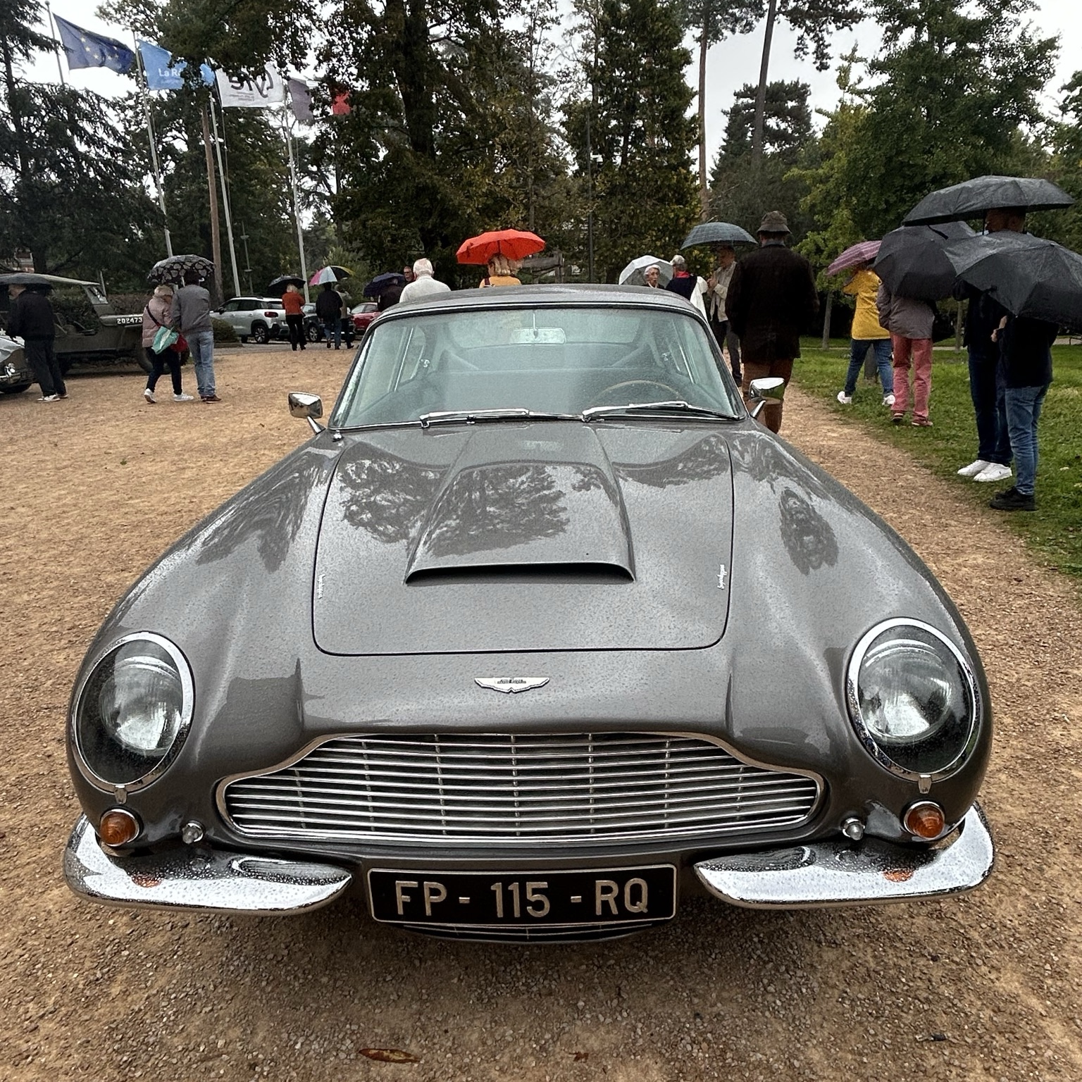 Aston Martin DB6 MKII