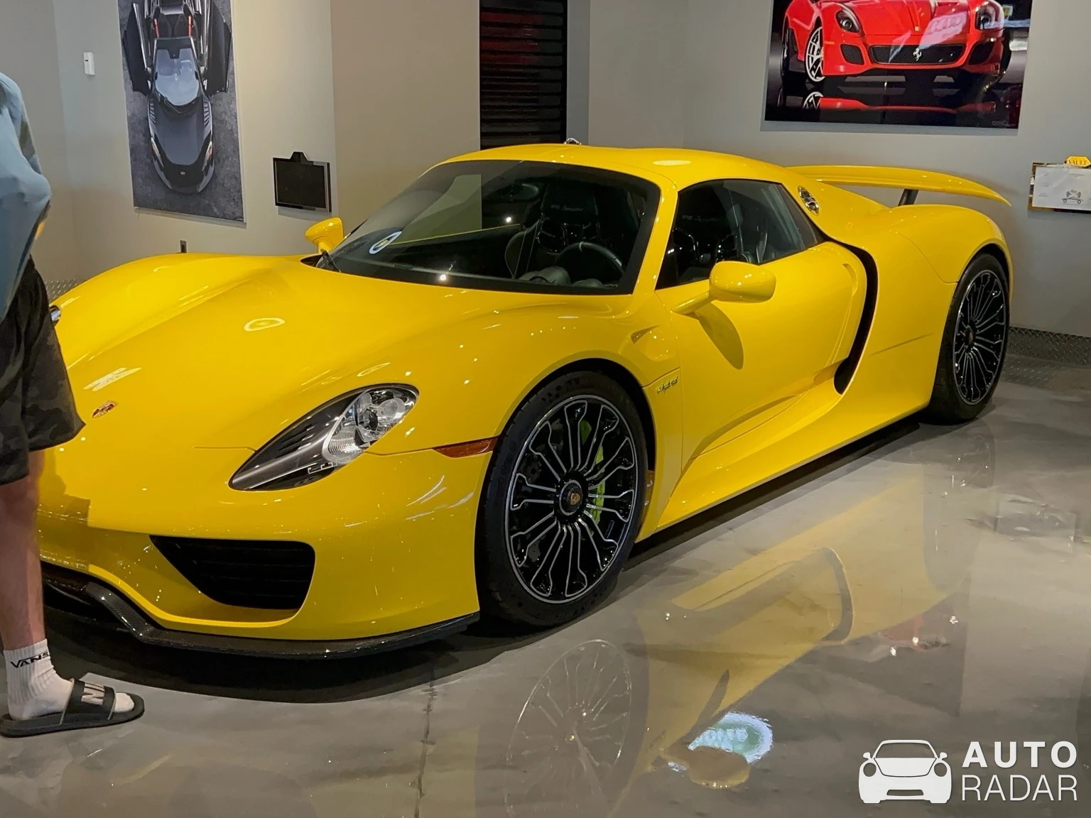 Porsche 918 Spyder spotted in Palm Desert, United States