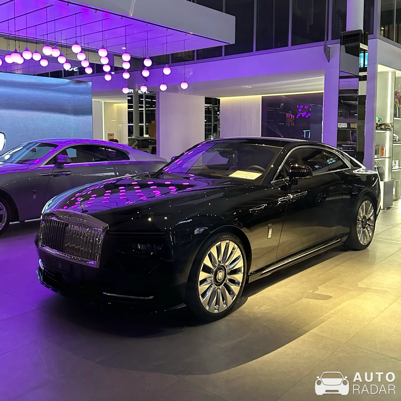 Rolls-Royce Spectre spotted in Opfikon, Schweiz