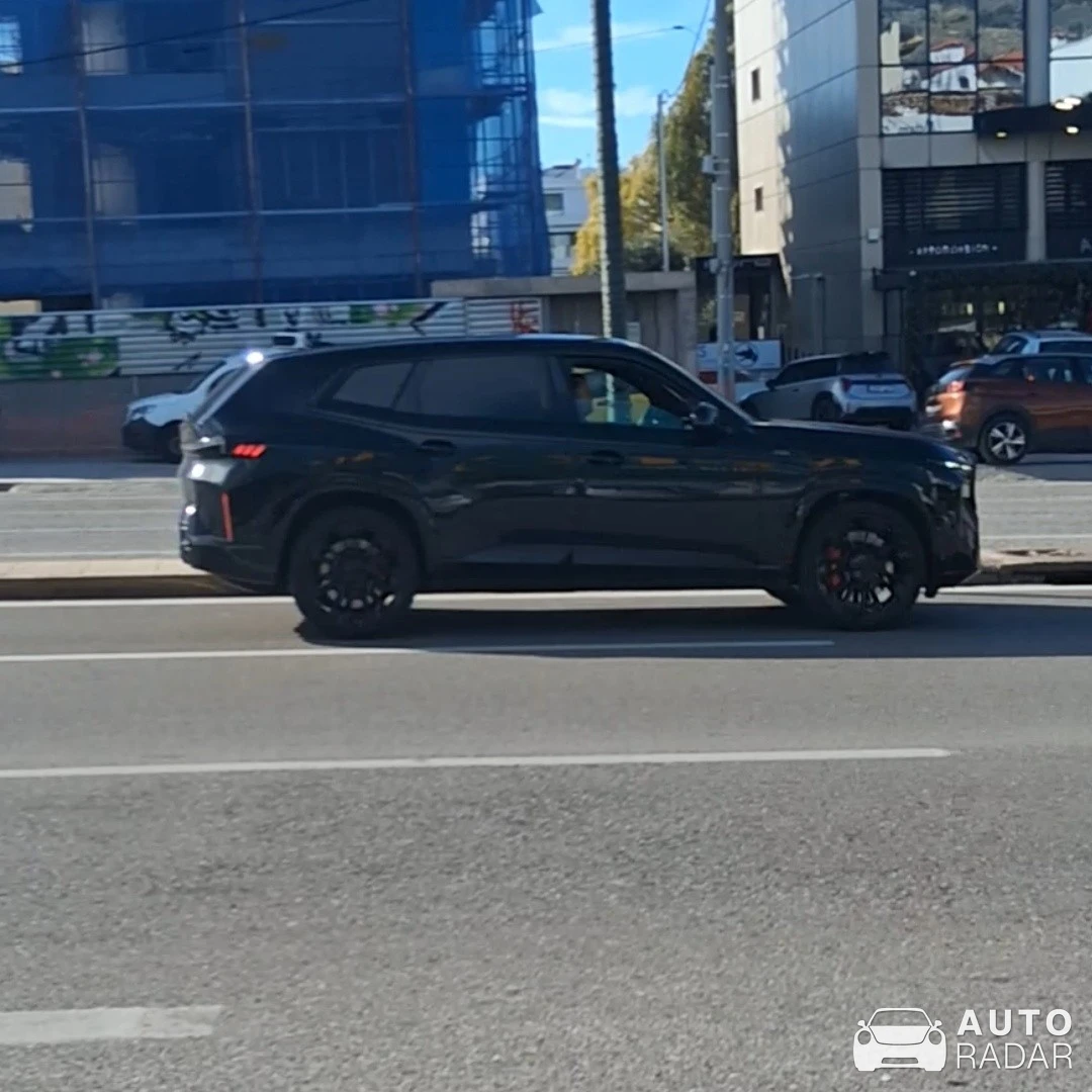 BMW XM G09 spotted in Glyfada, Greece