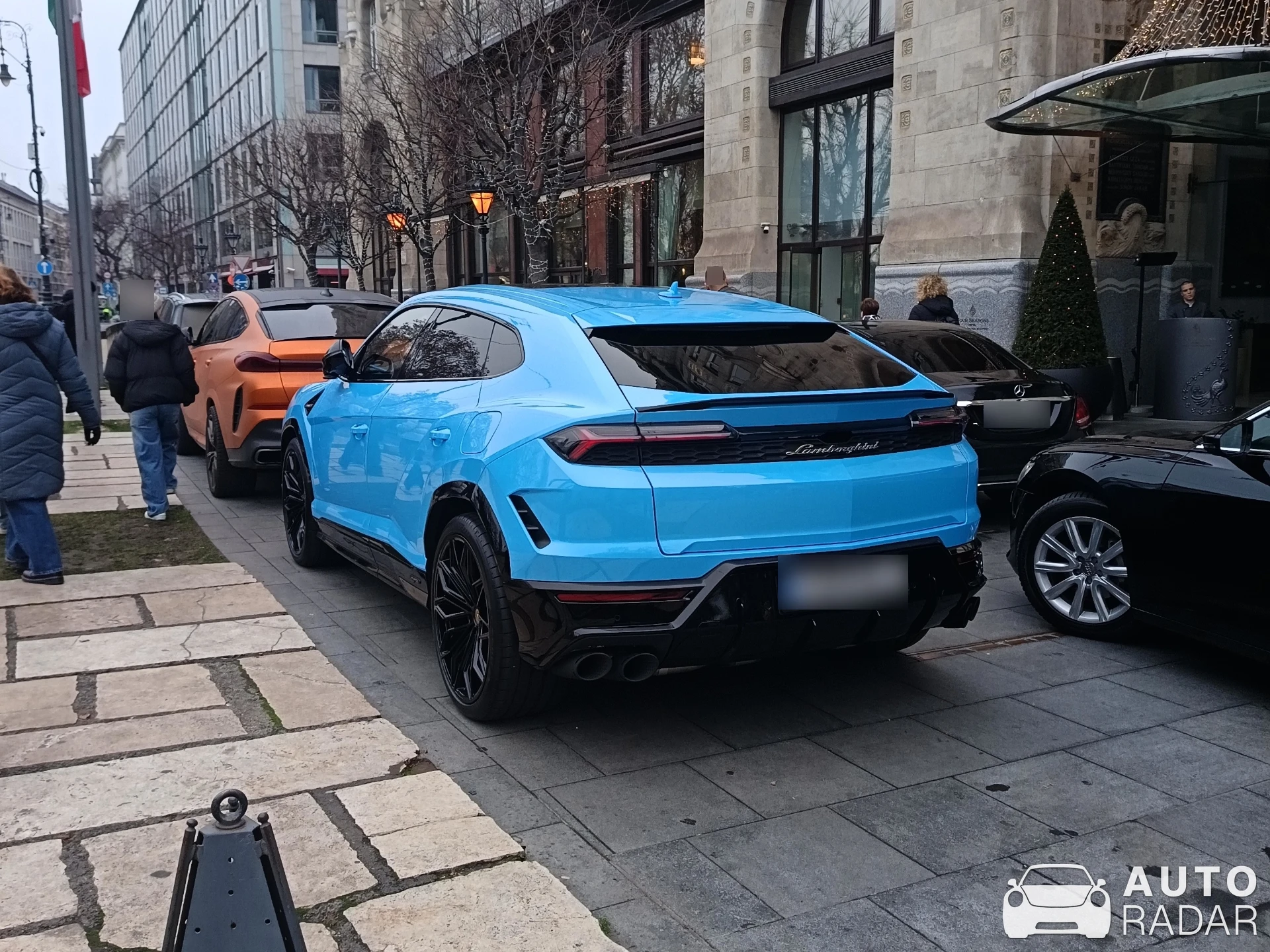 Lamborghini Urus SE spotted in Budapest, Hungary