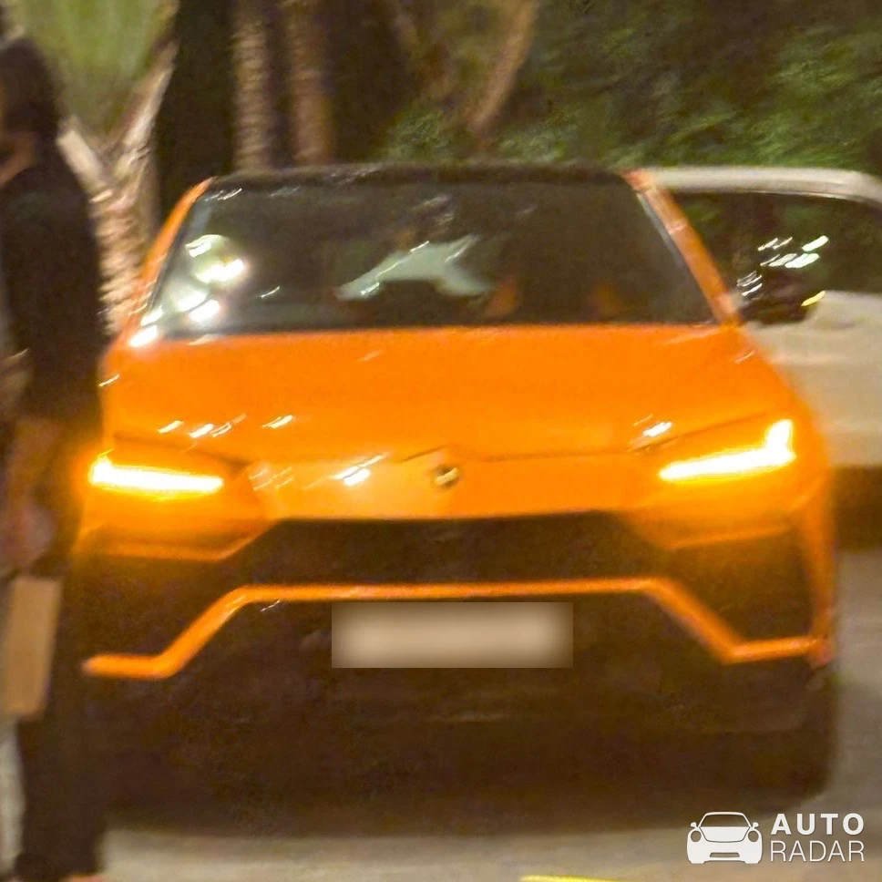 Lamborghini Urus spotted in Mumbai, India