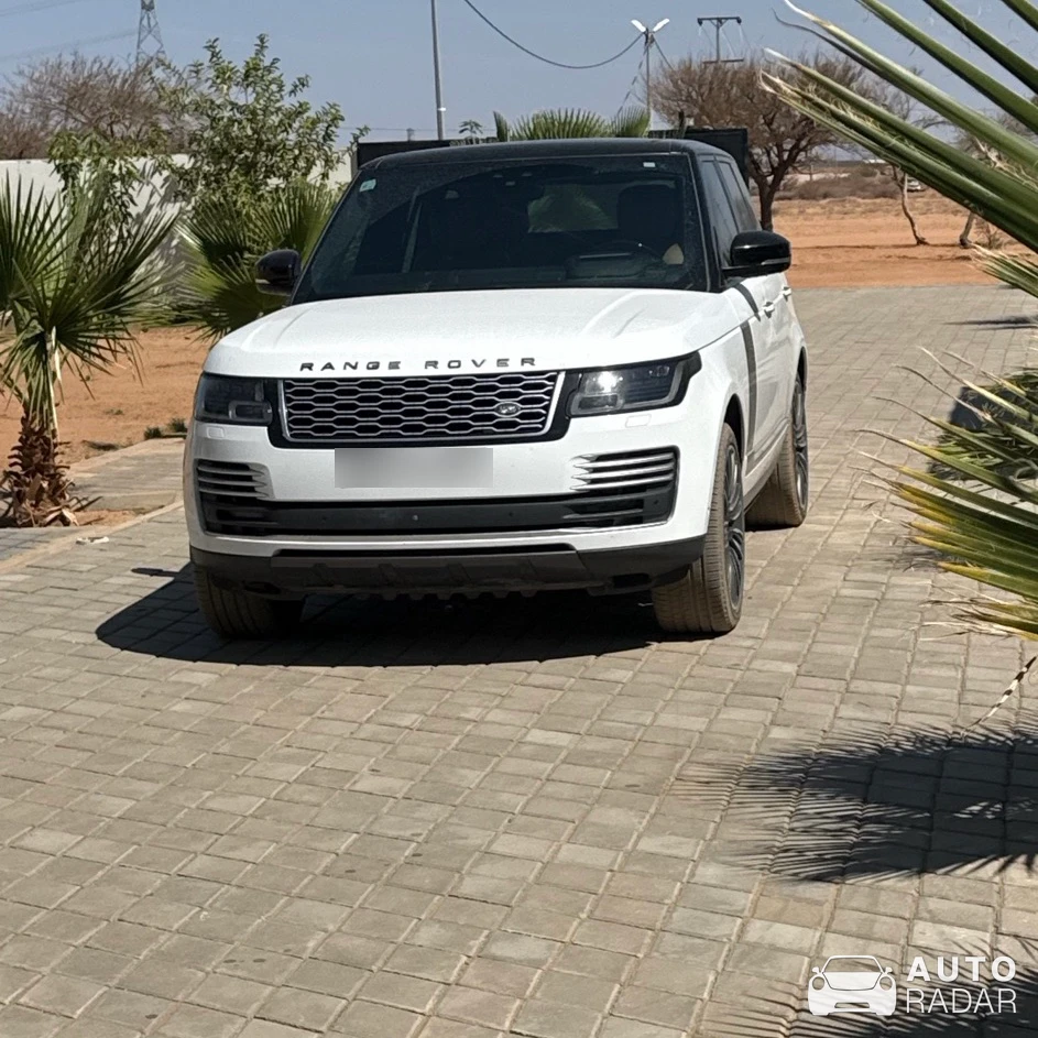 Land Rover Rover Range Rover Sport Autobiography spotted in بئر عسكر