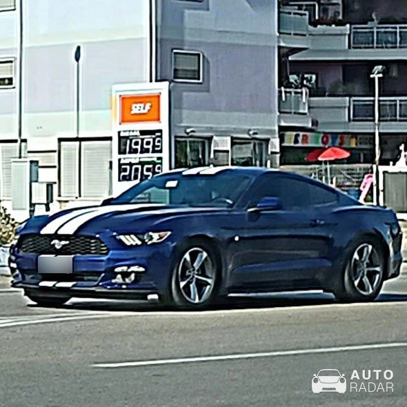 Ford Mustang GT spotted in Bari, Italy