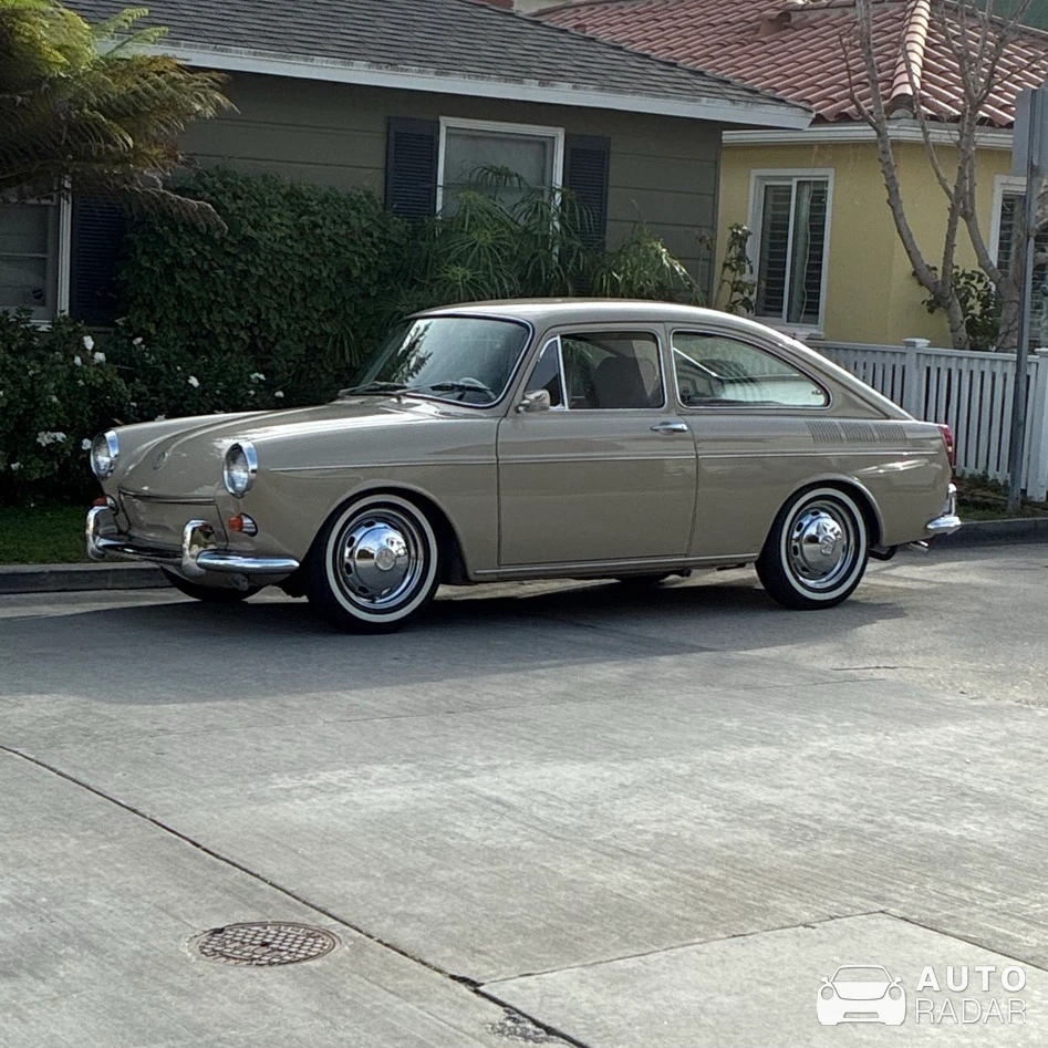 Volkswagen 1600 TL spotted in Hermosa Beach