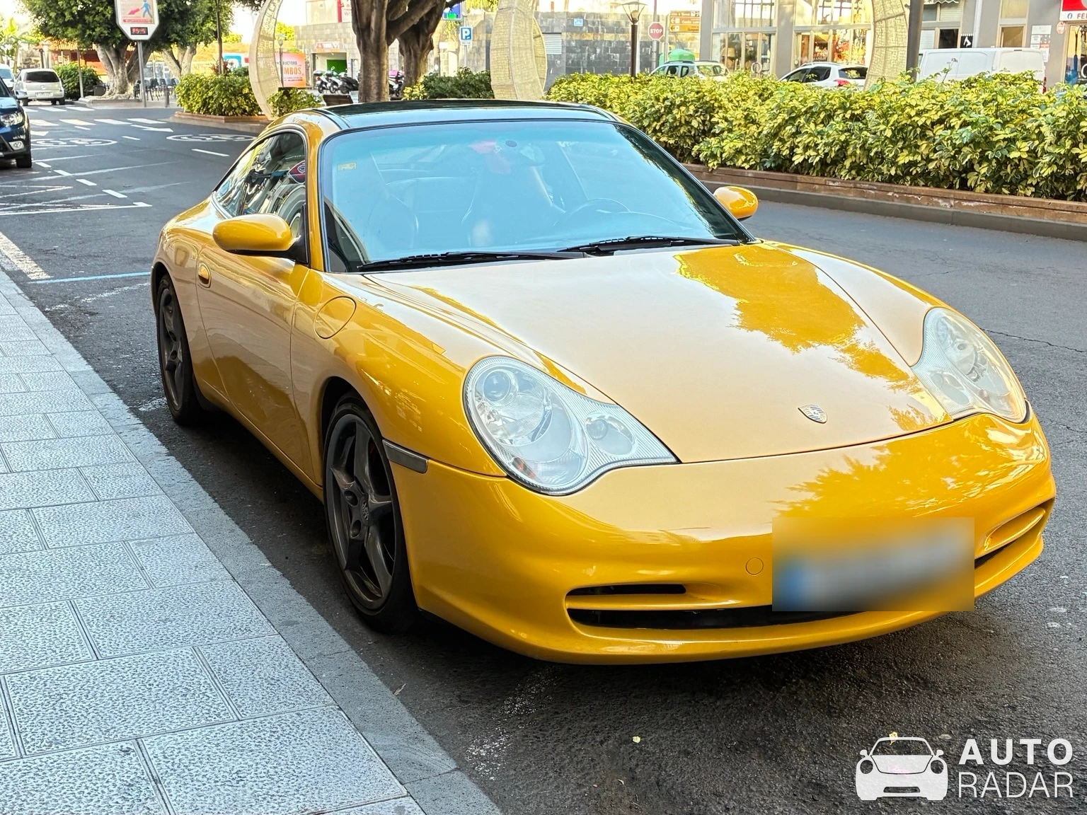 Porsche 996 Targa spotted in Los Llanos