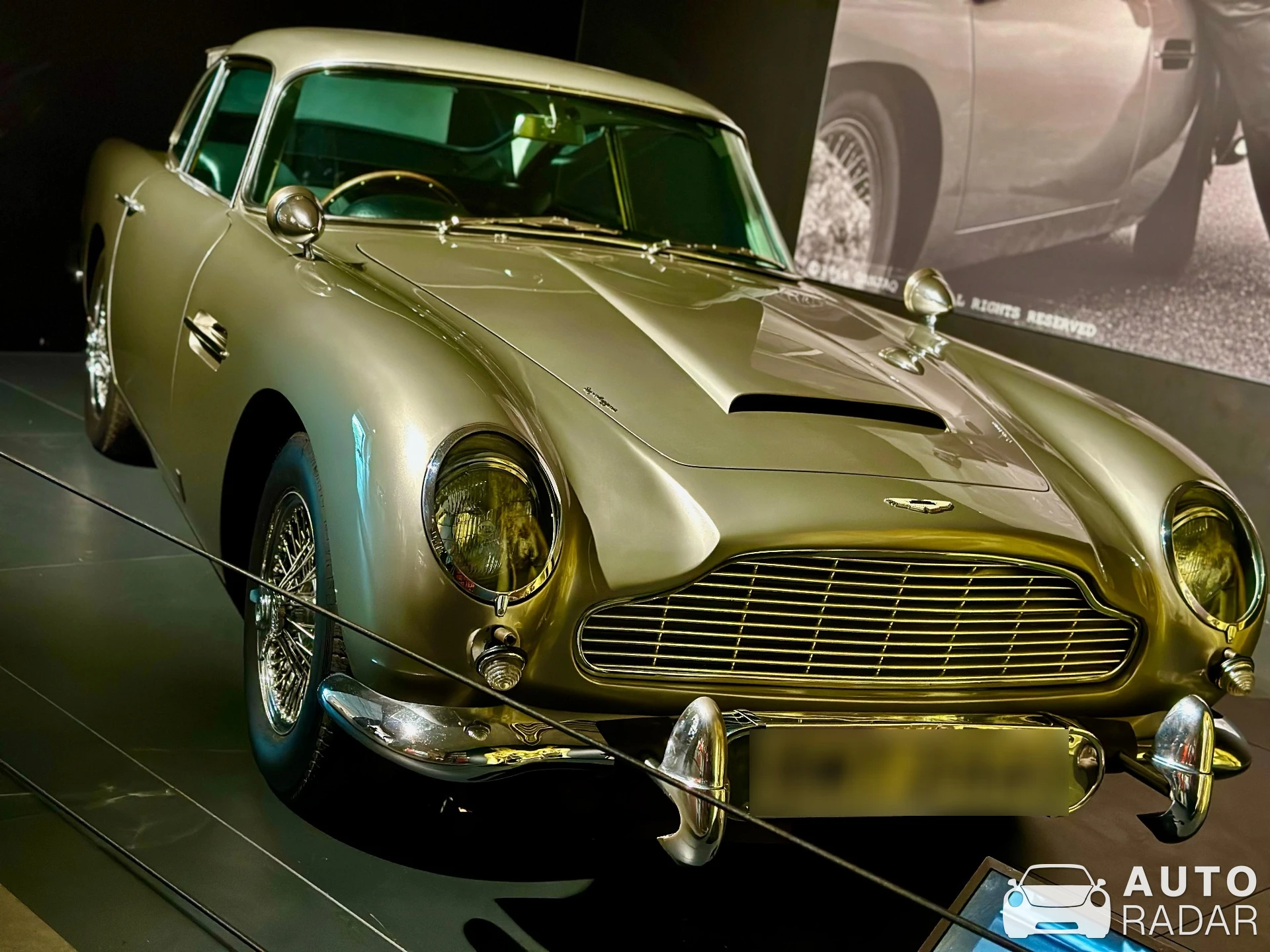 Aston Martin DB5 Goldfinger Continuation spotted in Den Haag