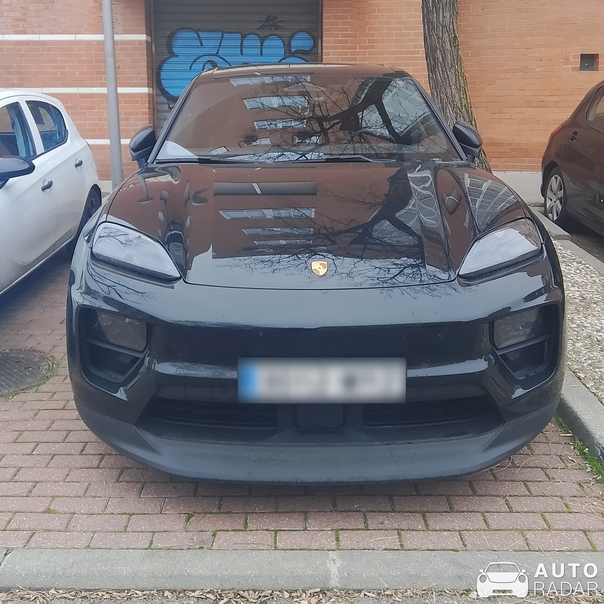 Porsche Macan GTS spotted in Madrid, Spain