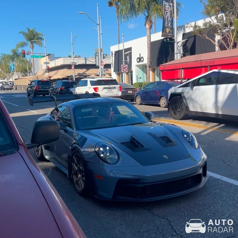 Porsche 992 GT3 RS MkI spotted in Beverly Hills, United States