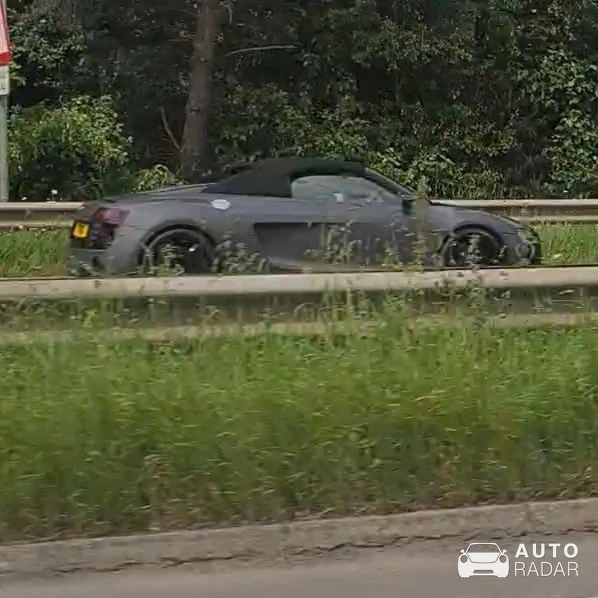 Audi R8 V8 Spyder spotted in Wales, United Kingdom