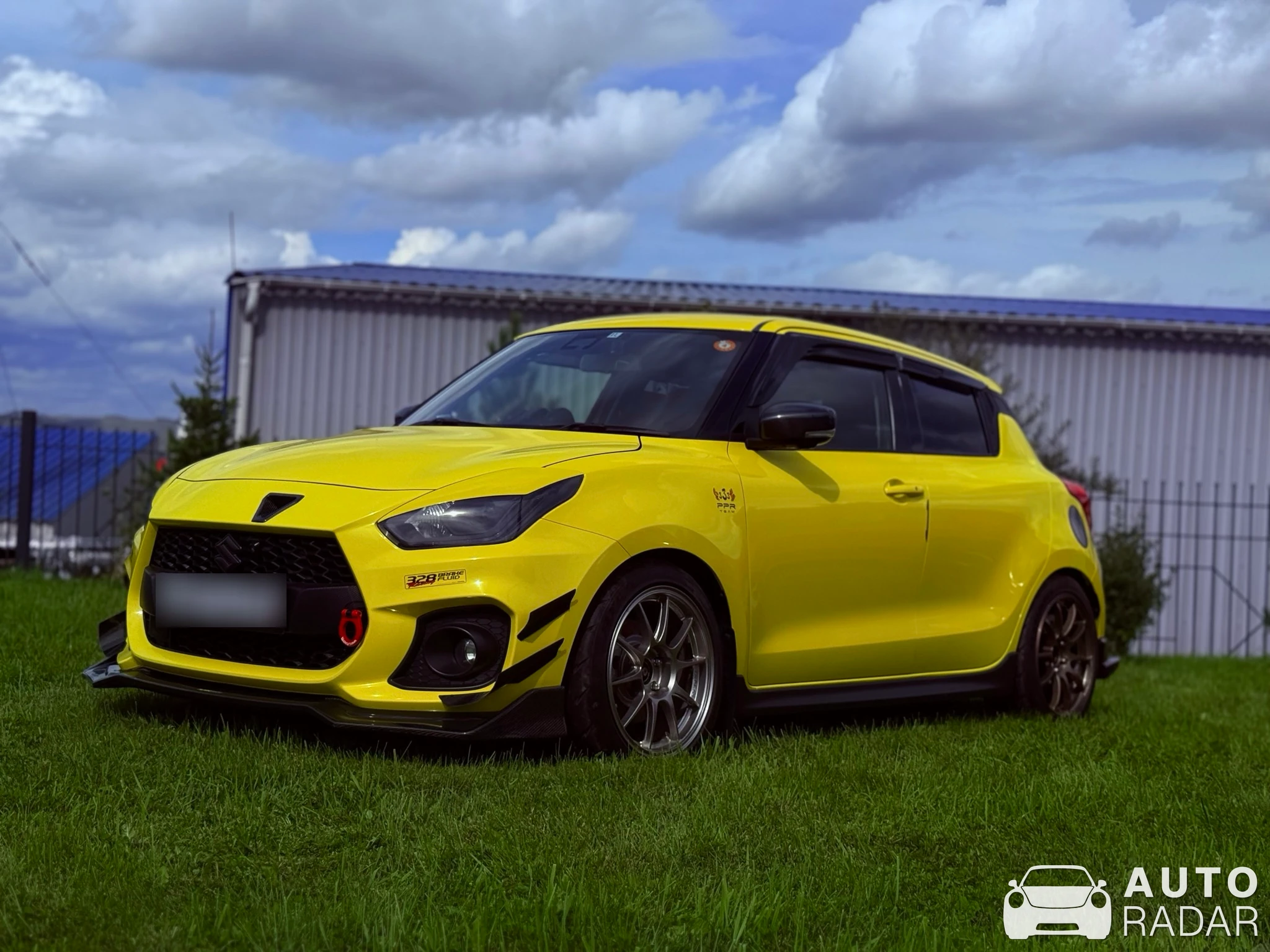 Suzuki Swift Sport HKS spotted in Красноярск, Россия