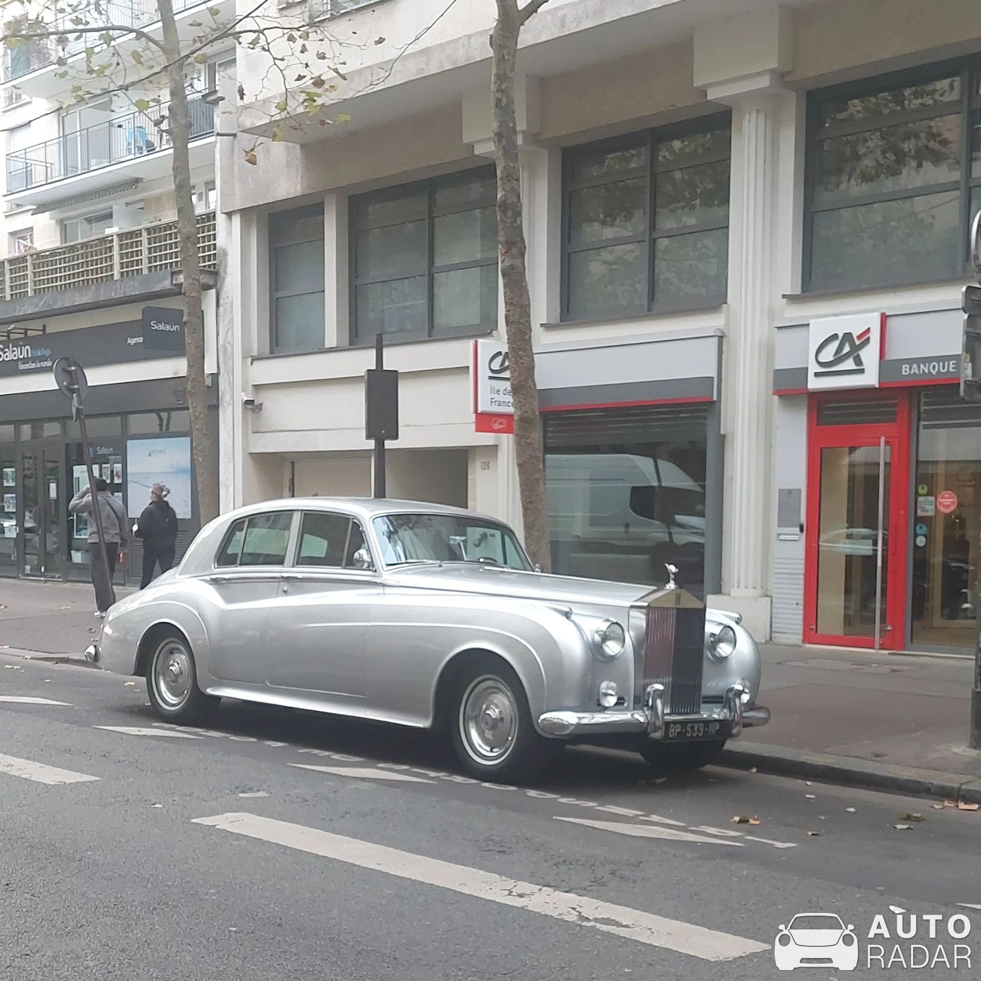 Rolls-Royce Silver Cloud spotted in Paris, France