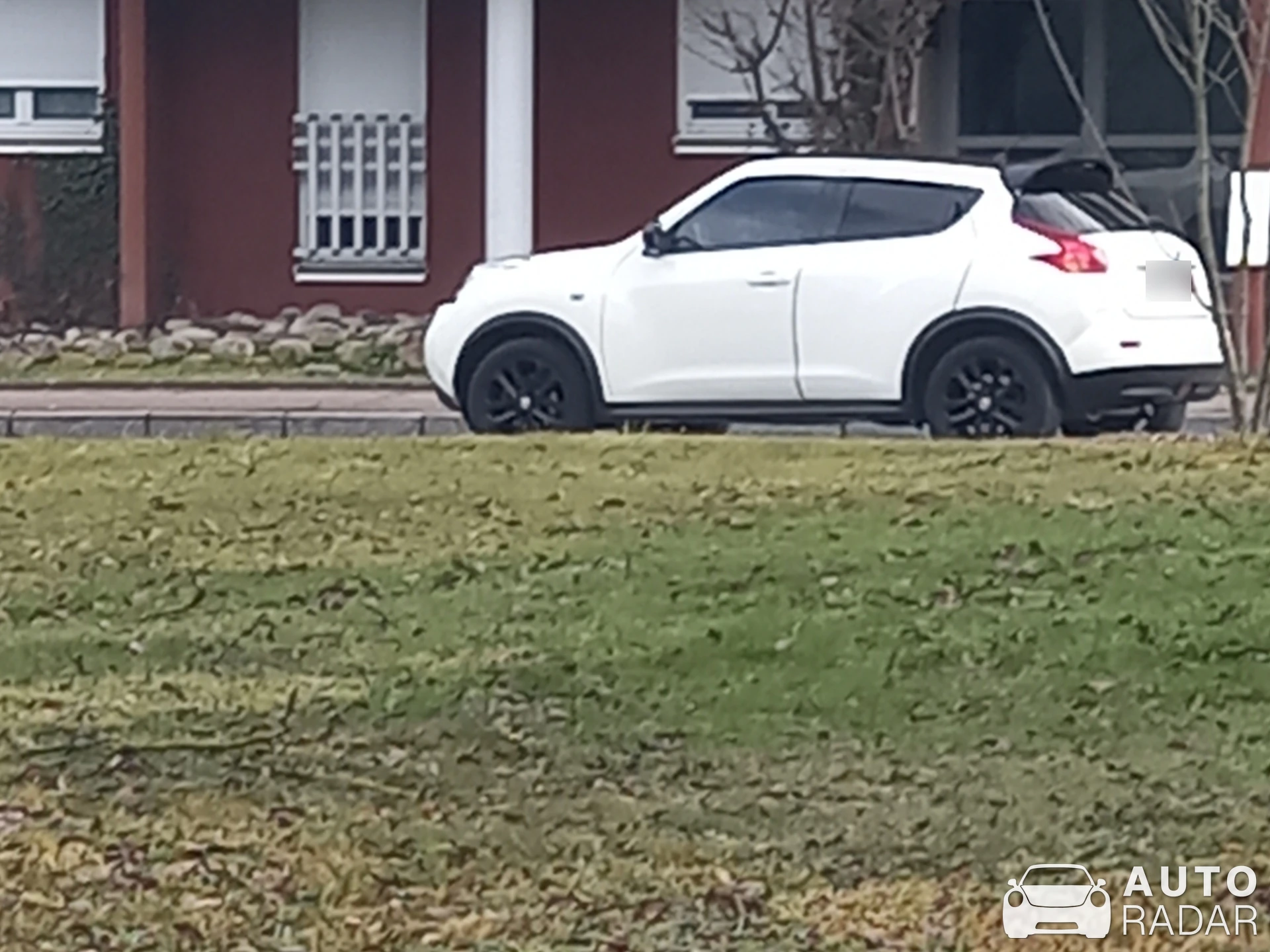 Nissan Juke Nismo RS spotted in Annecy