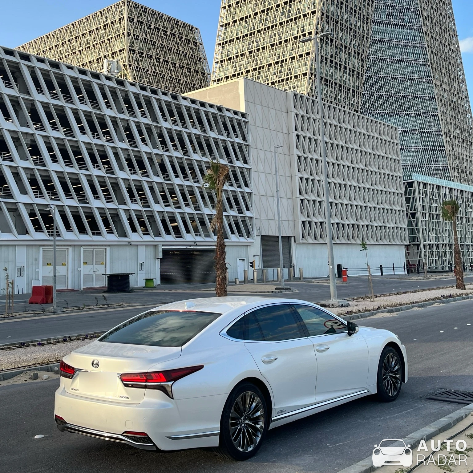 Lexus LS 500 spotted in Al Jubayl