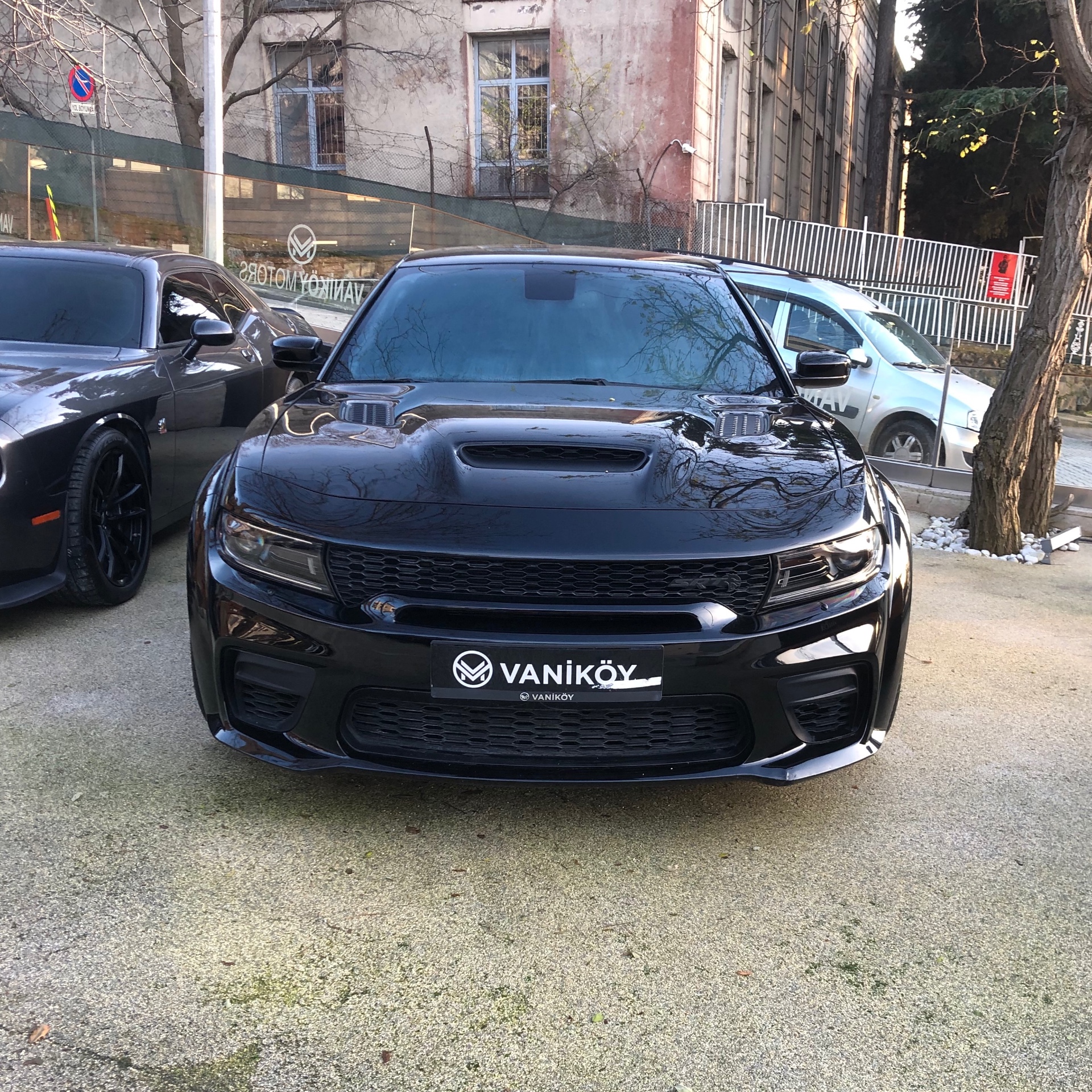 Dodge Charger SRT