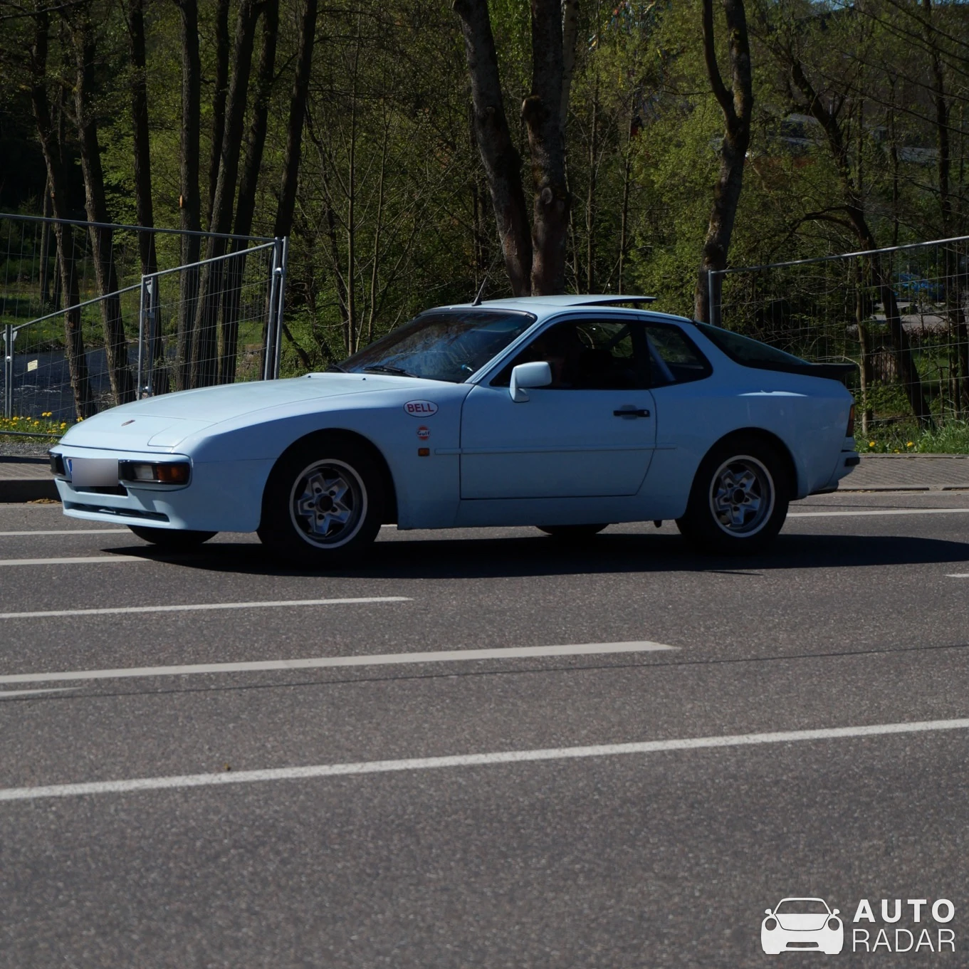 Porsche 944 spotted in Schleiden
