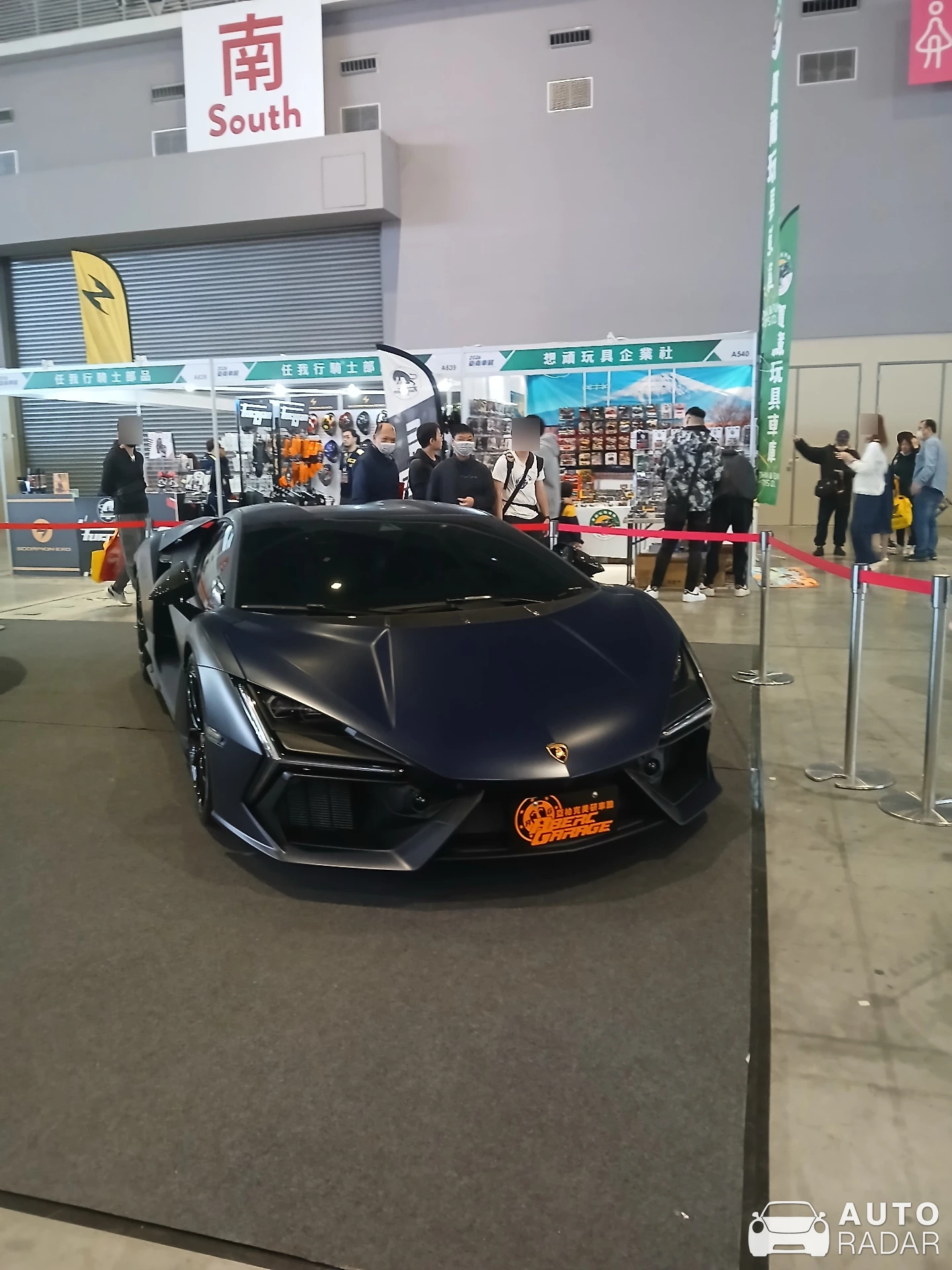 Lamborghini Revuelto spotted in 臺南市, Taiwan