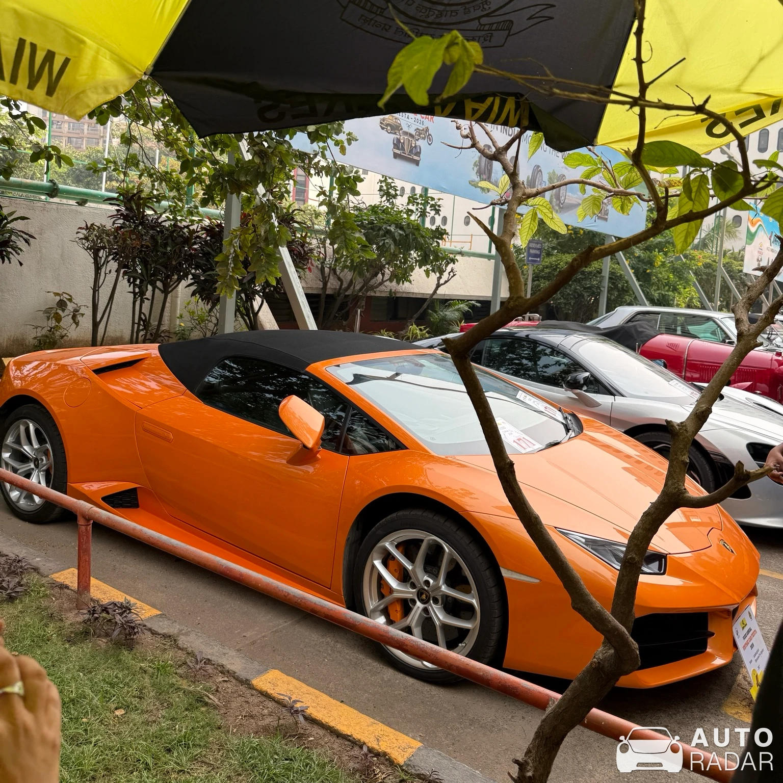 Lamborghini Huracán LP610-4 Spyder spotted in Mumbai, India