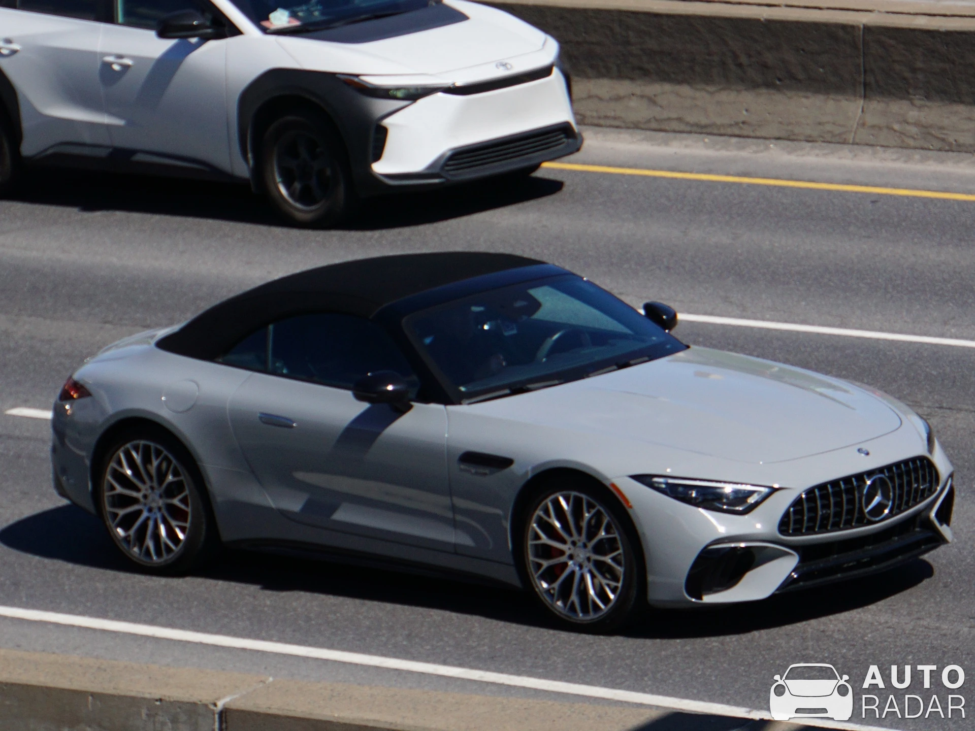 Mercedes-AMG SL 55 R232 spotted in Montréal