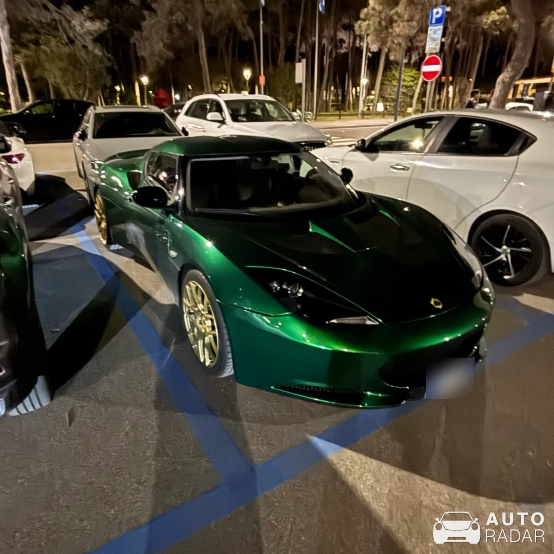 Lotus Evora 400 spotted in Lignano Sabbiadoro