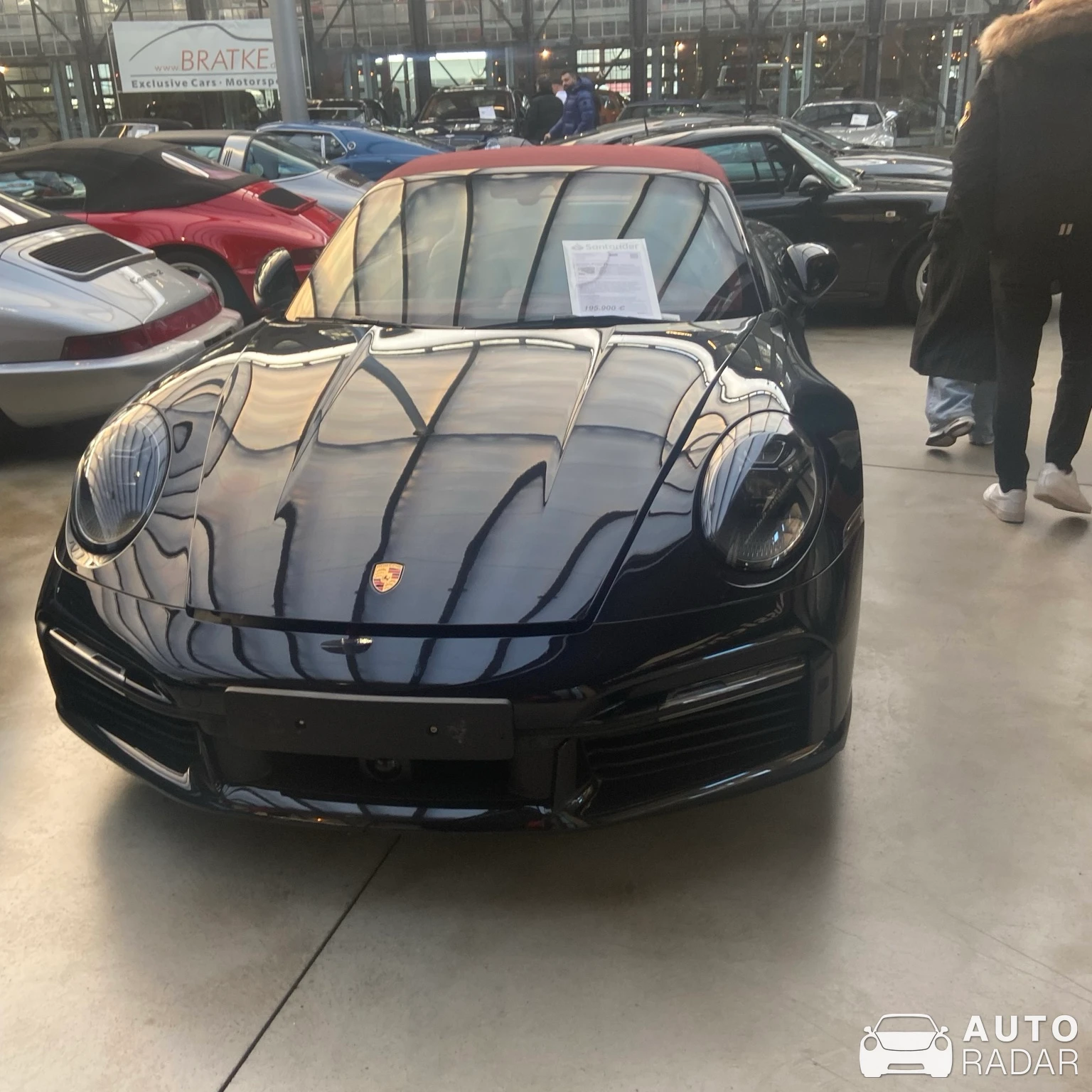 Porsche 992 Carrera Cabriolet MkI spotted in Düsseldorf, Deutschland