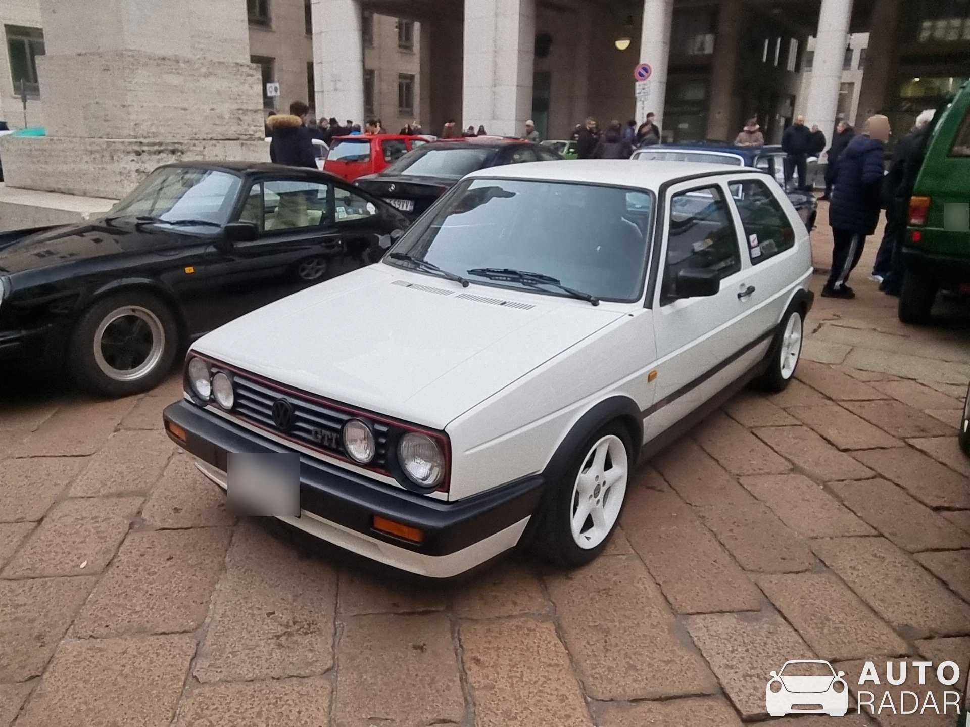 Volkswagen Golf GTI Mk2 spotted in Milano, Italy