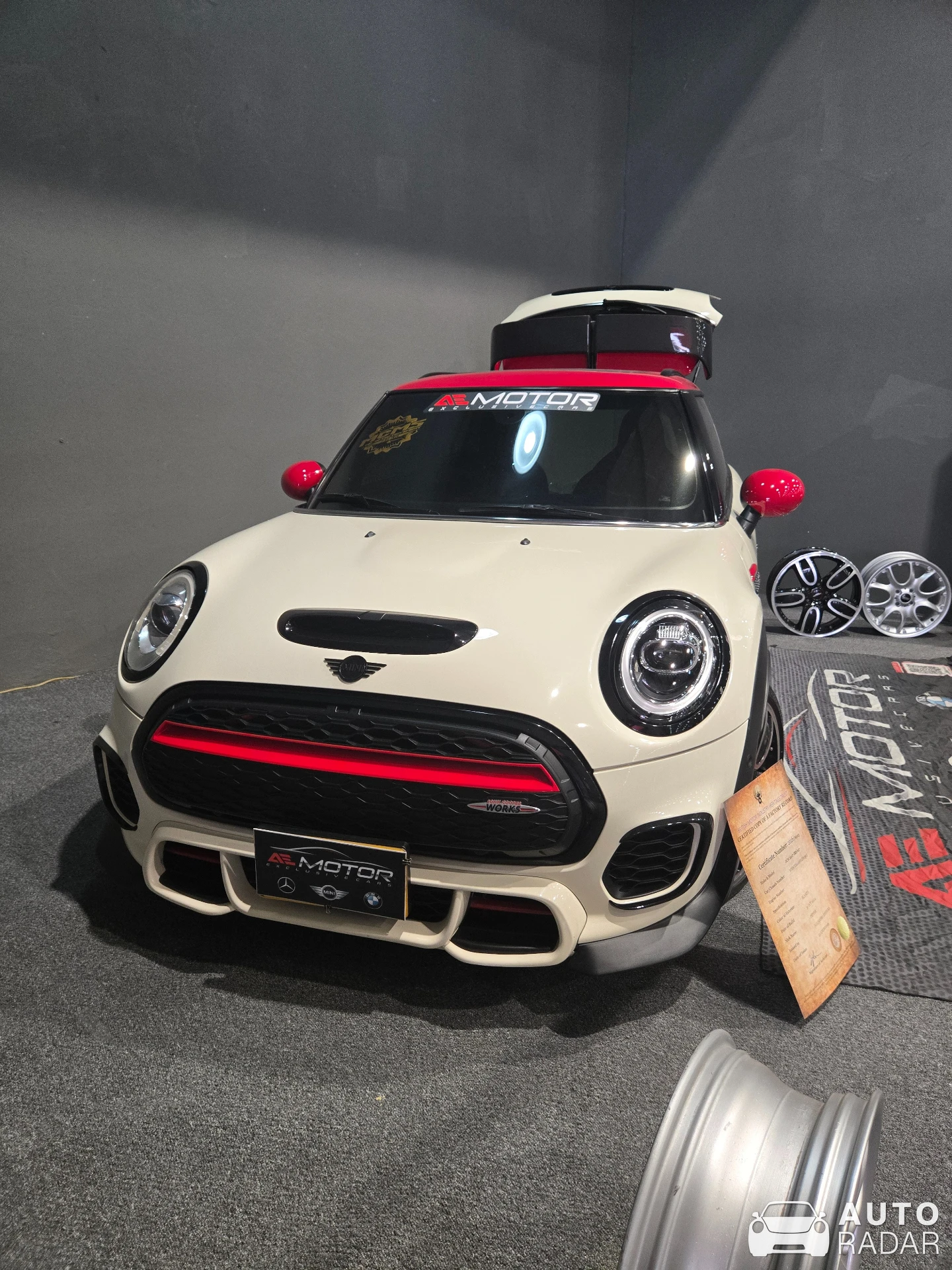 Mini F56 John Cooper Works spotted in Bogotá, Colombia