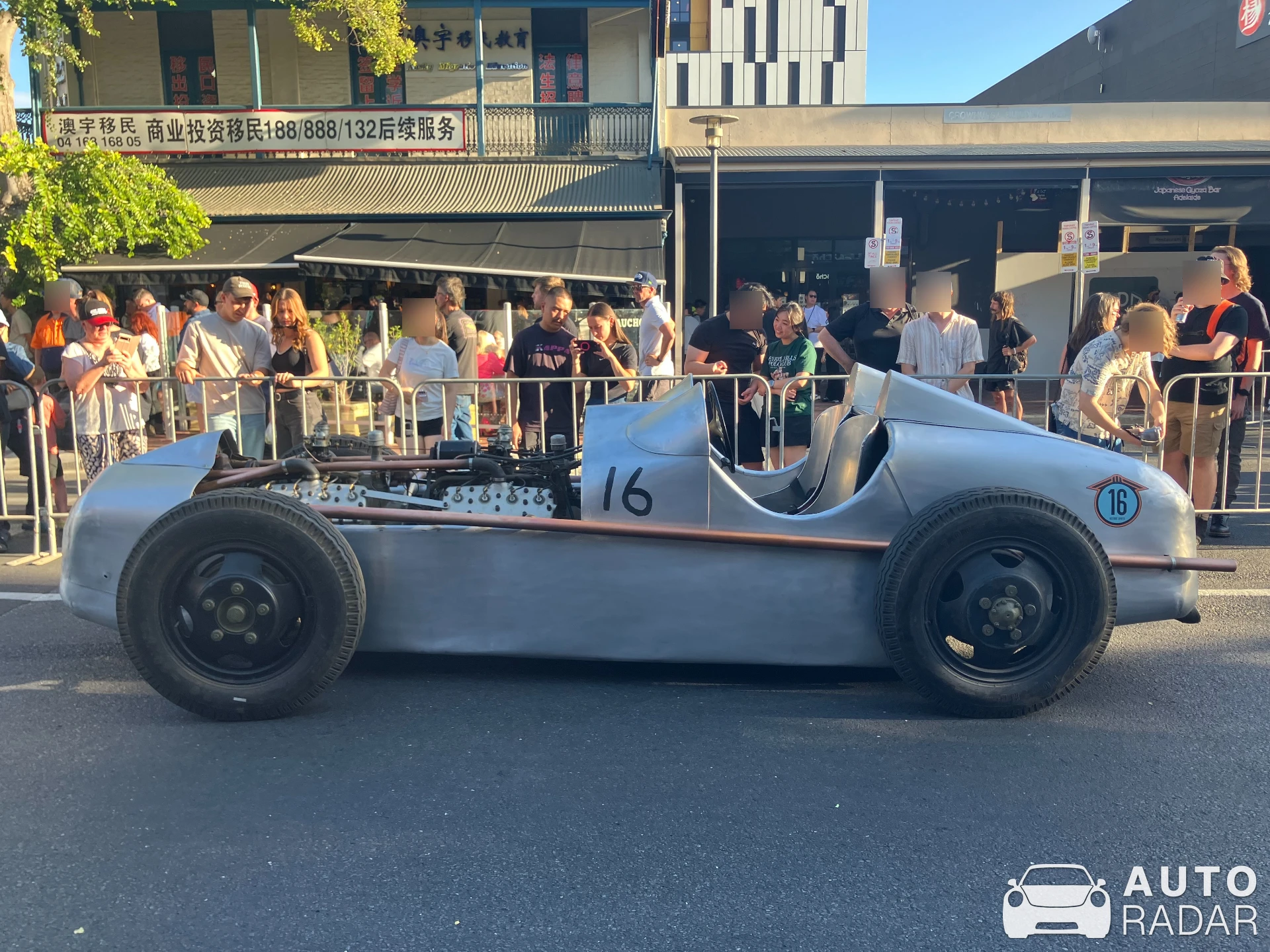 Daimler Double Six spotted in Adelaide