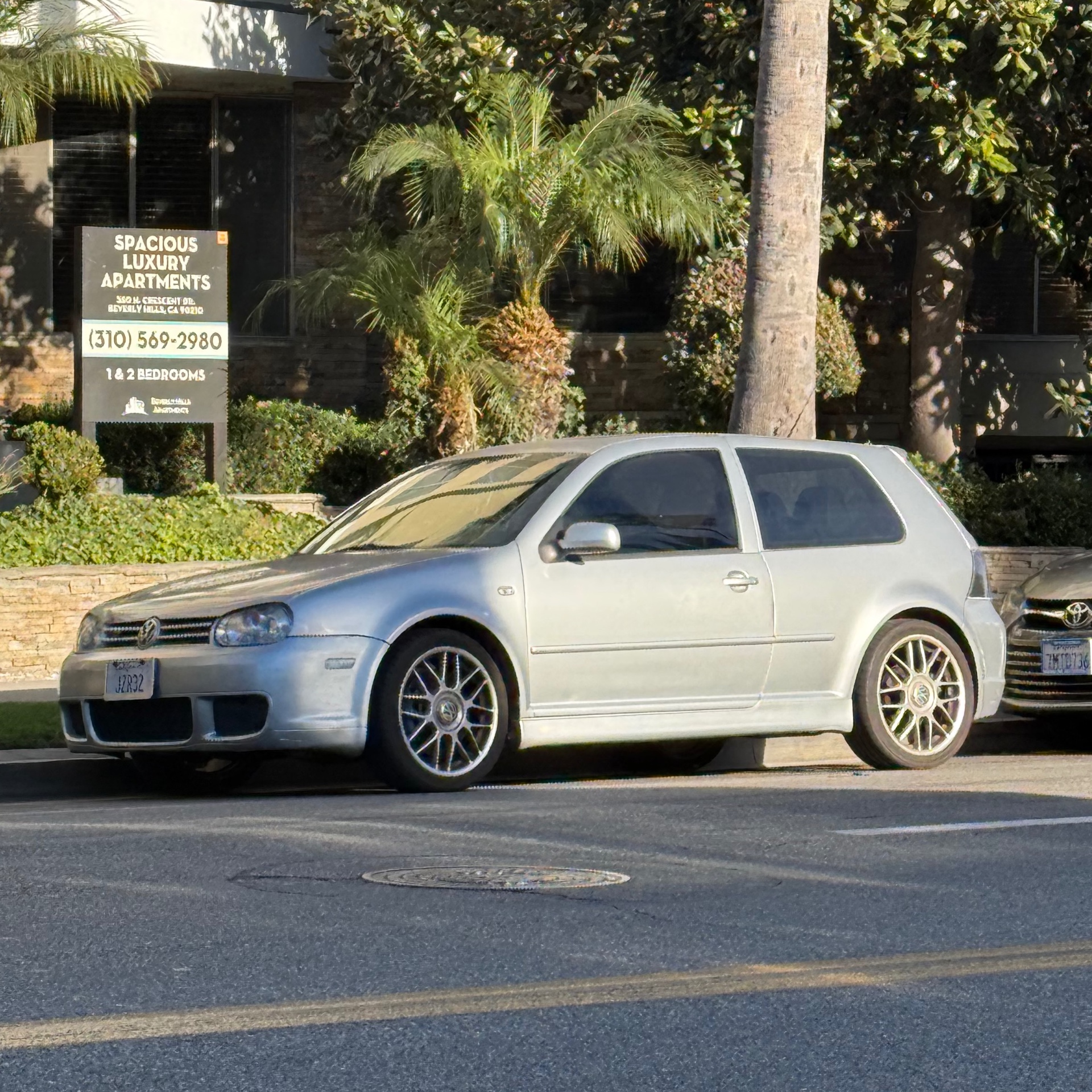 Volkswagen Golf R32