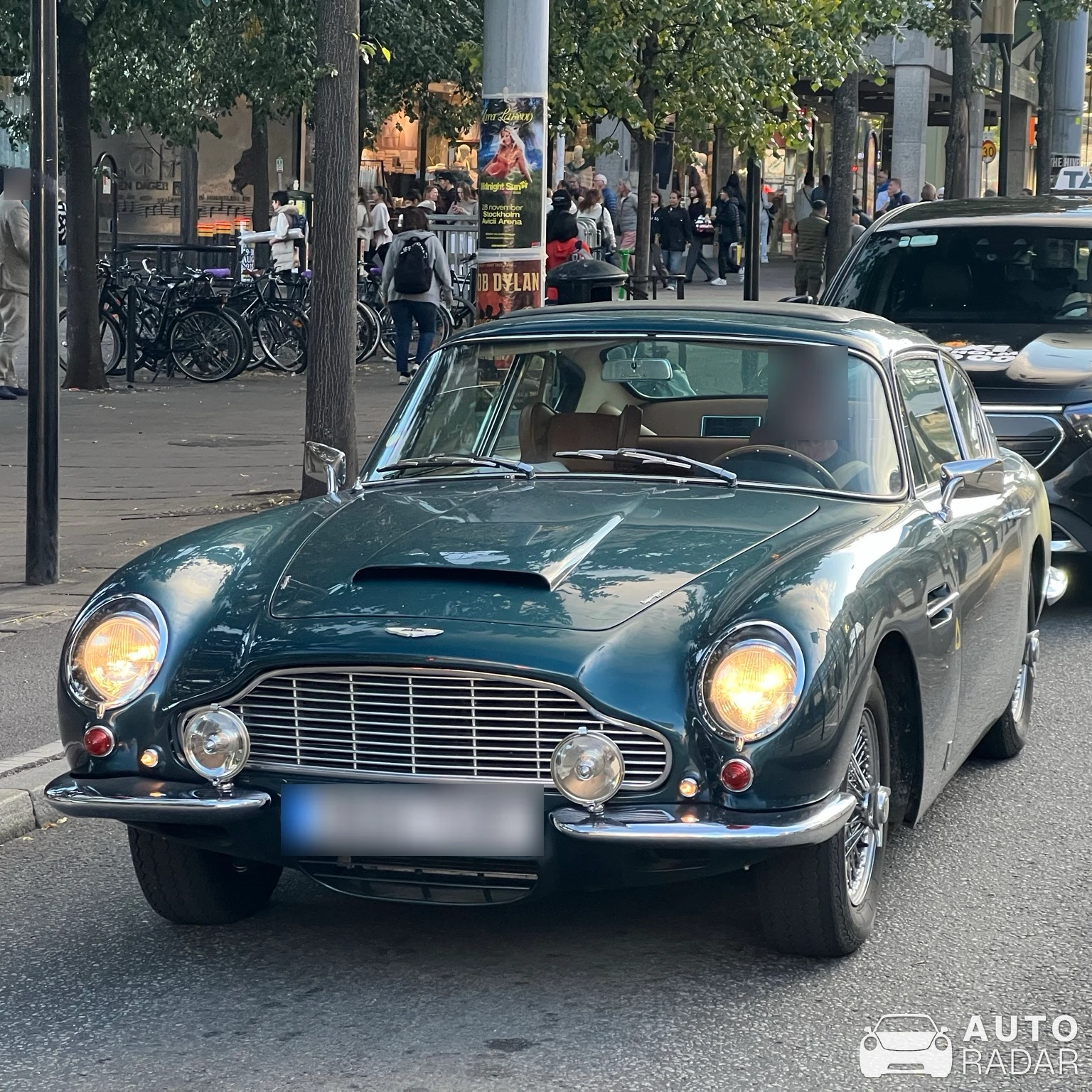 Aston Martin DB6 MKII spotted
