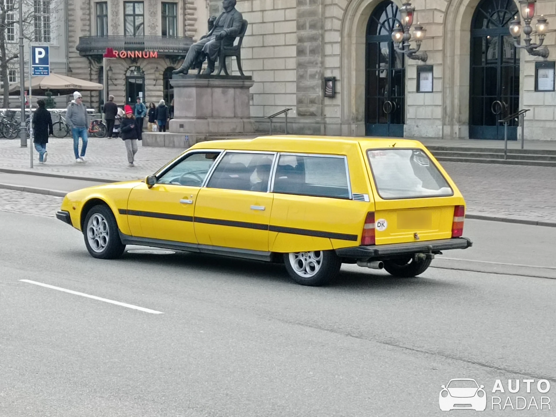 Citroën CX 25 BREAK spotted in København