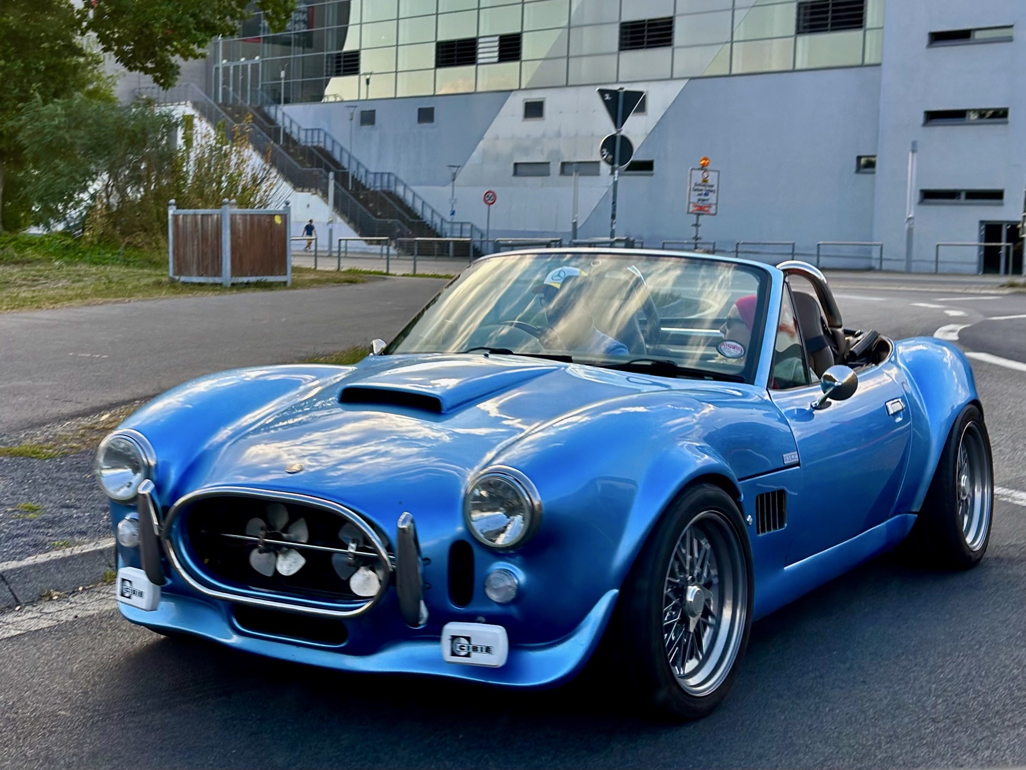 AC Cobra GT Roadster