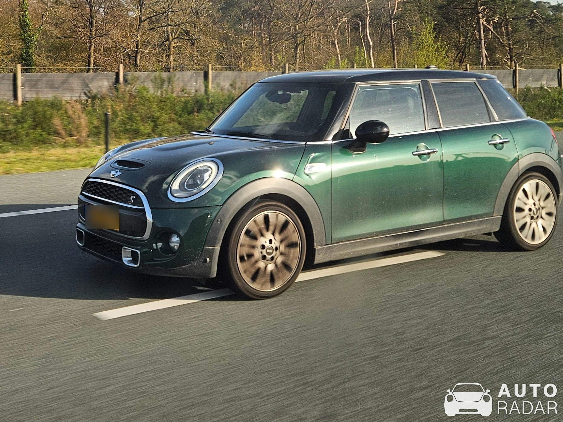 Mini Cooper S 5-Door spotted in Eemnes